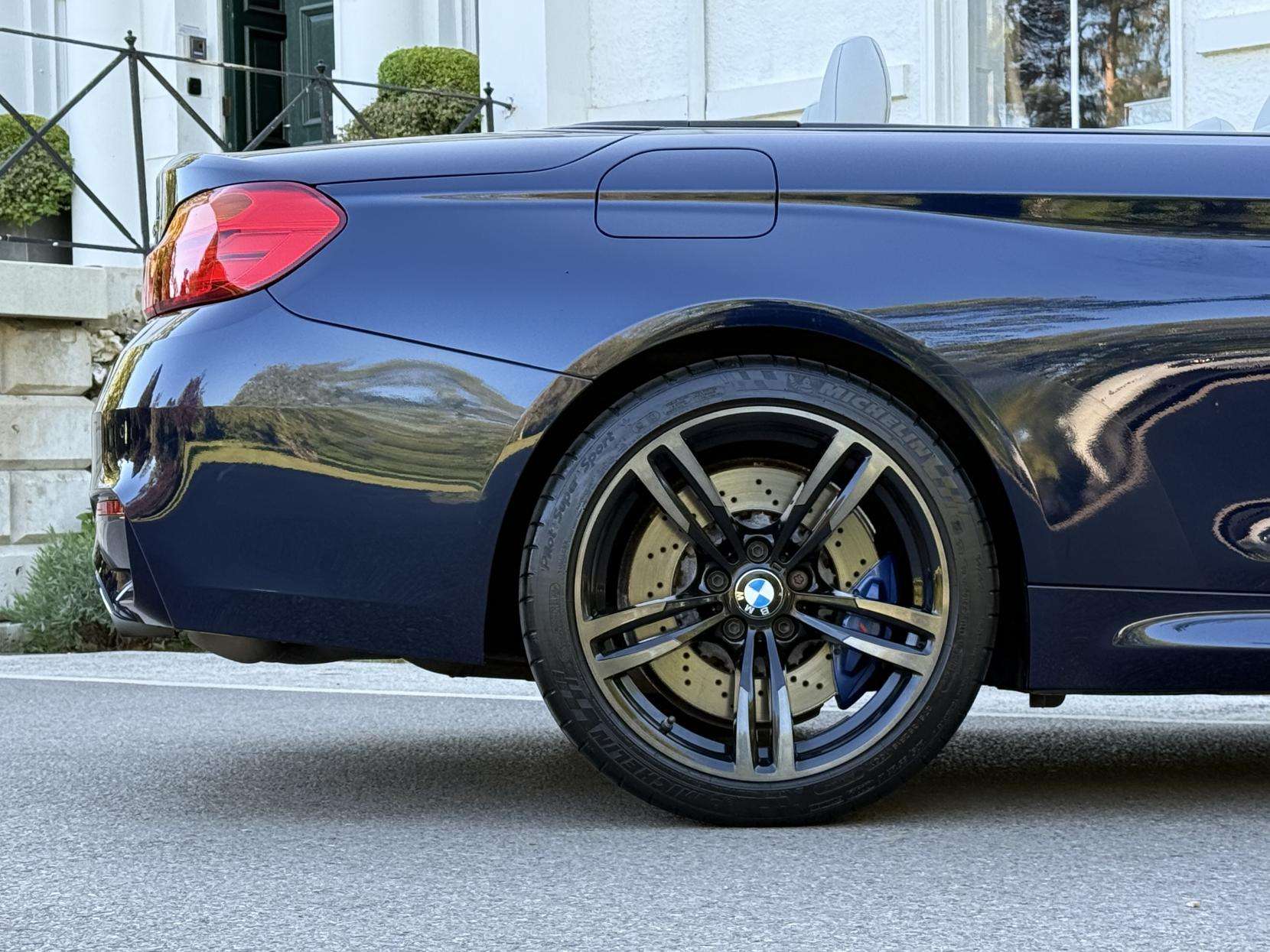 2014 BMW M4 2014 BMW M4