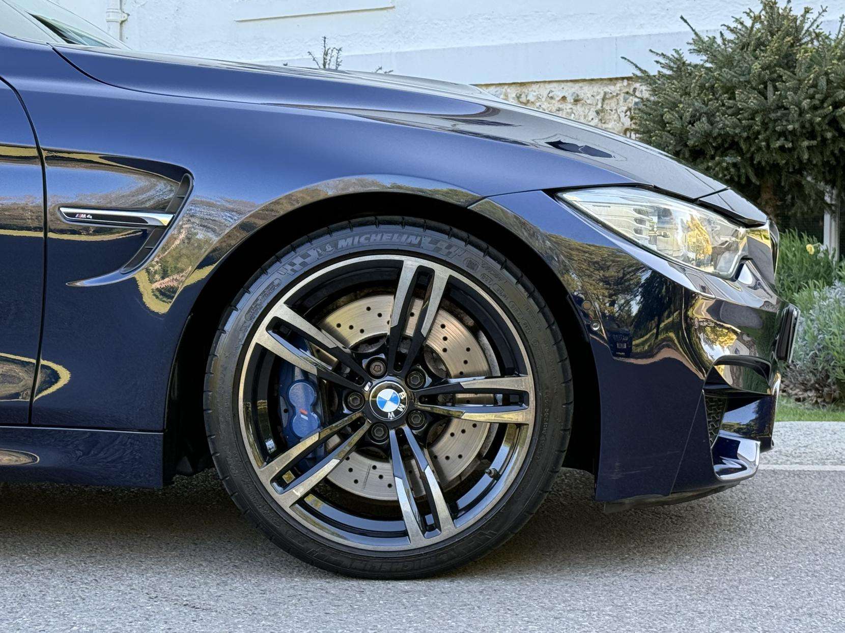 2014 BMW M4 2014 BMW M4