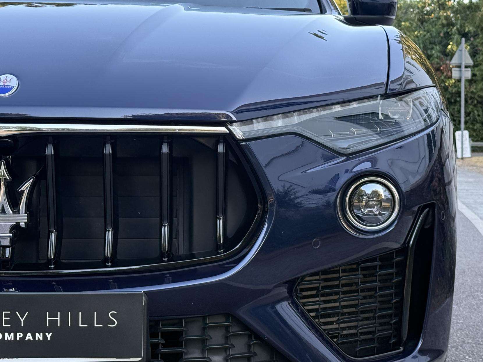2021 MASERATI LEVANTE 2021 MASERATI LEVANTE