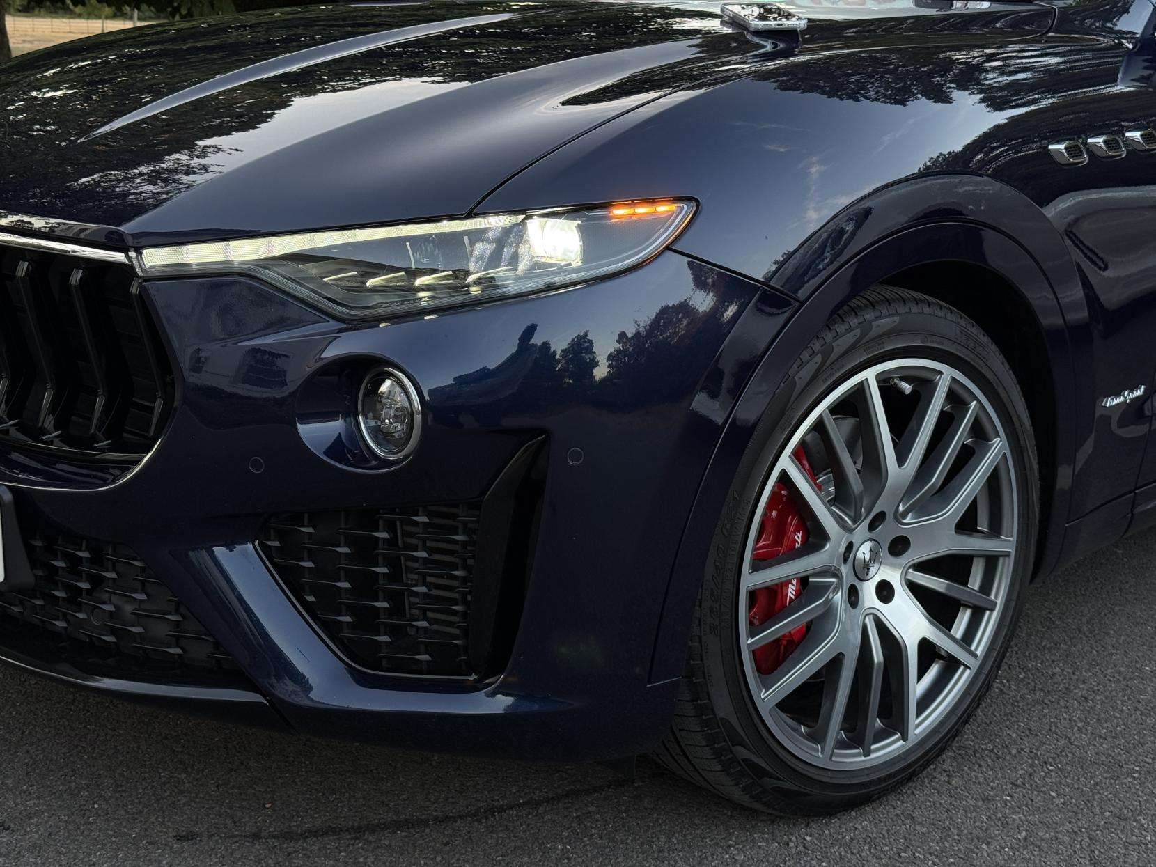 2021 MASERATI LEVANTE 2021 MASERATI LEVANTE
