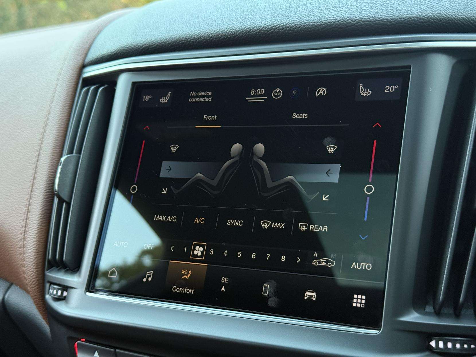 2021 MASERATI LEVANTE 2021 MASERATI LEVANTE
