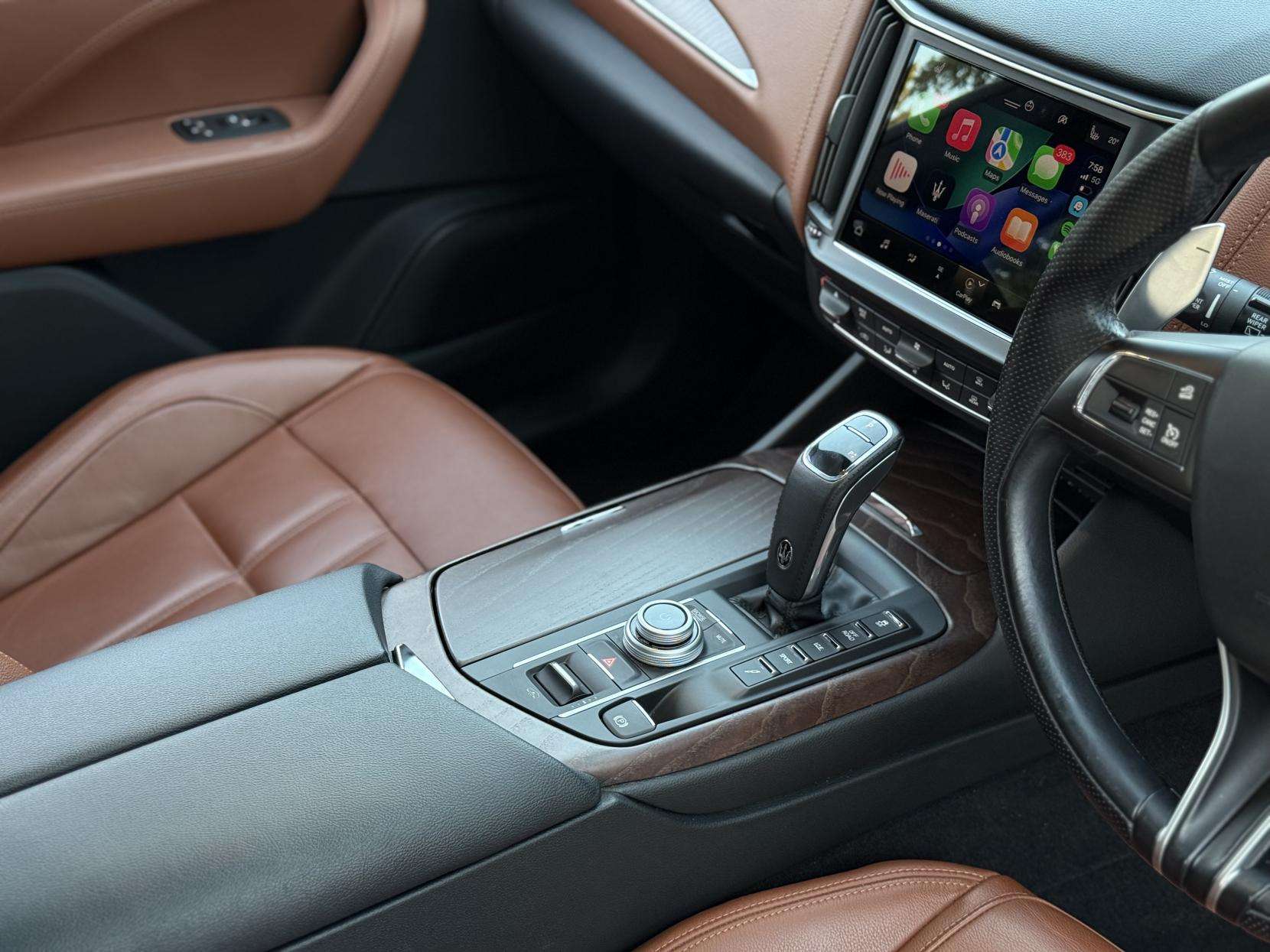 2021 MASERATI LEVANTE 2021 MASERATI LEVANTE
