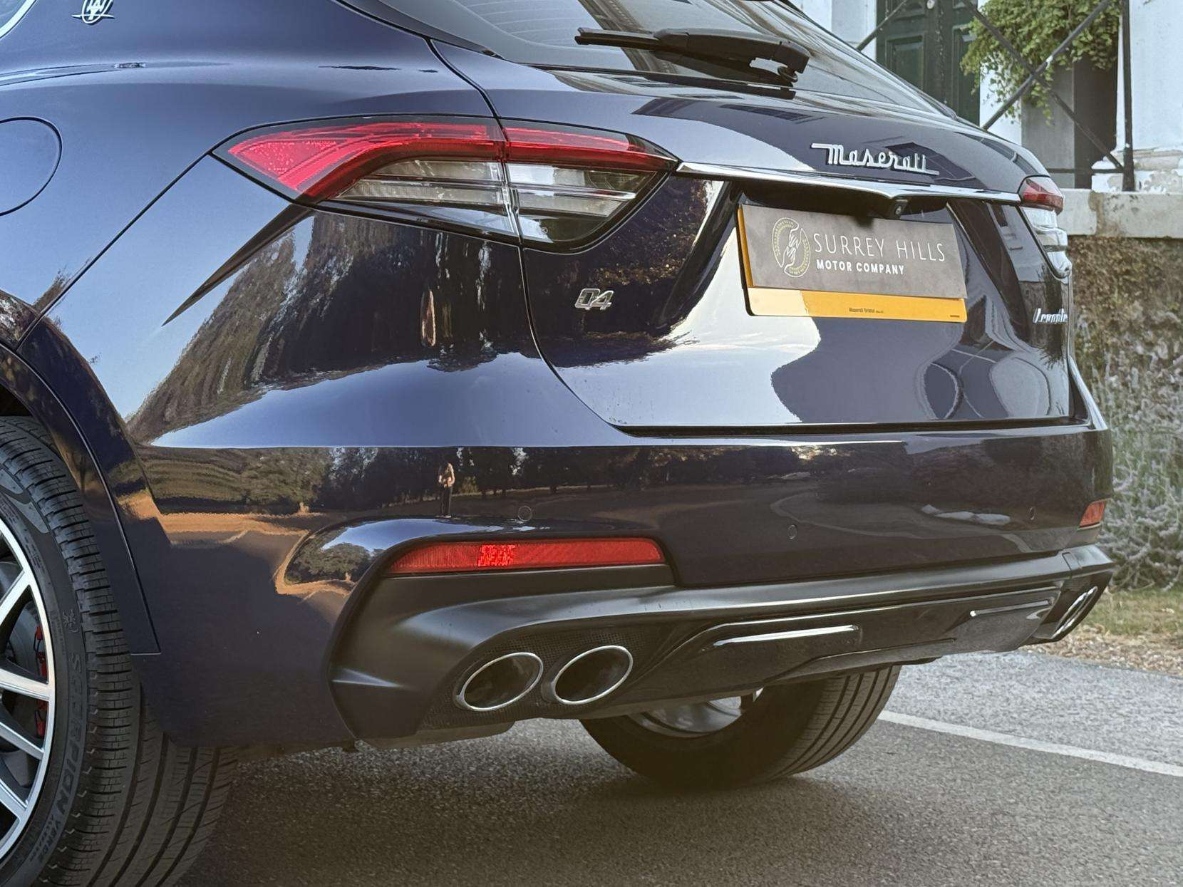 2021 MASERATI LEVANTE 2021 MASERATI LEVANTE
