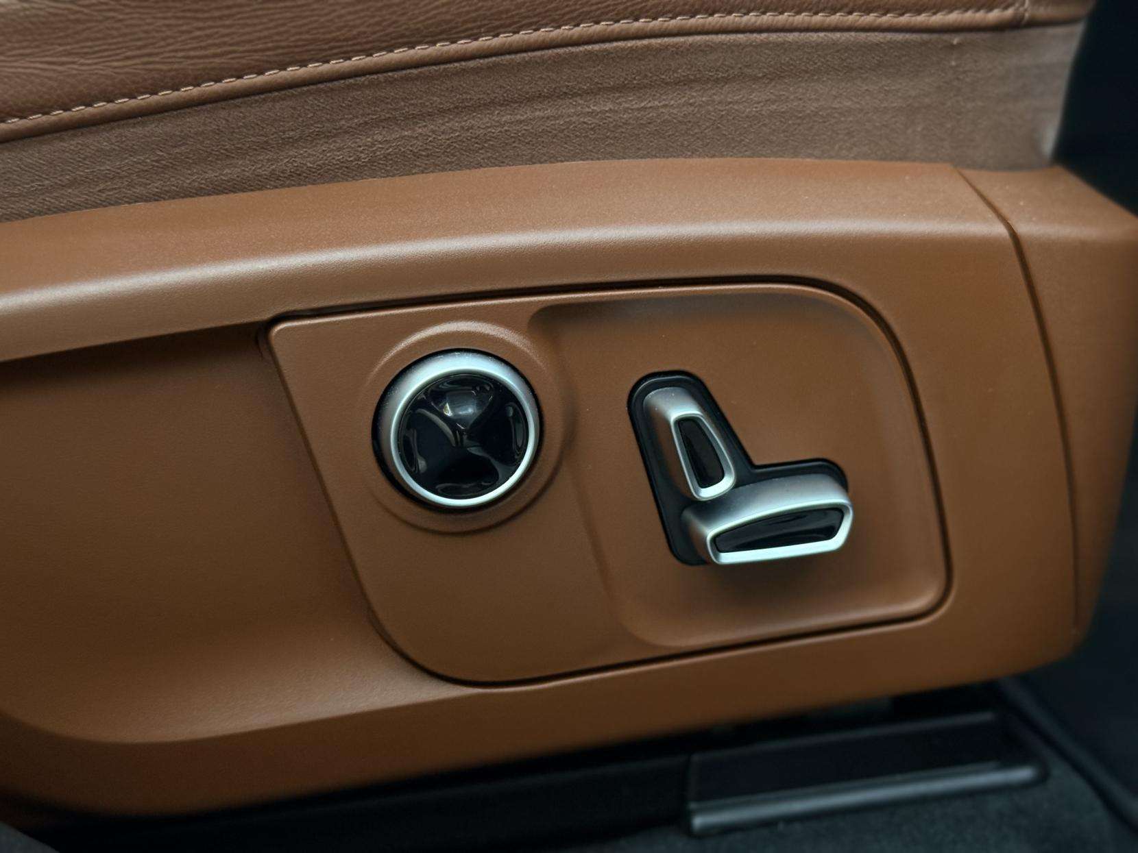 2021 MASERATI LEVANTE 2021 MASERATI LEVANTE