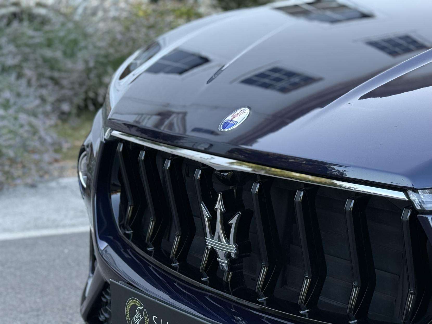 2021 MASERATI LEVANTE 2021 MASERATI LEVANTE