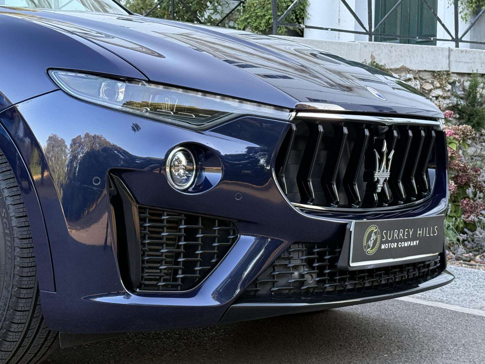 2021 MASERATI LEVANTE 2021 MASERATI LEVANTE