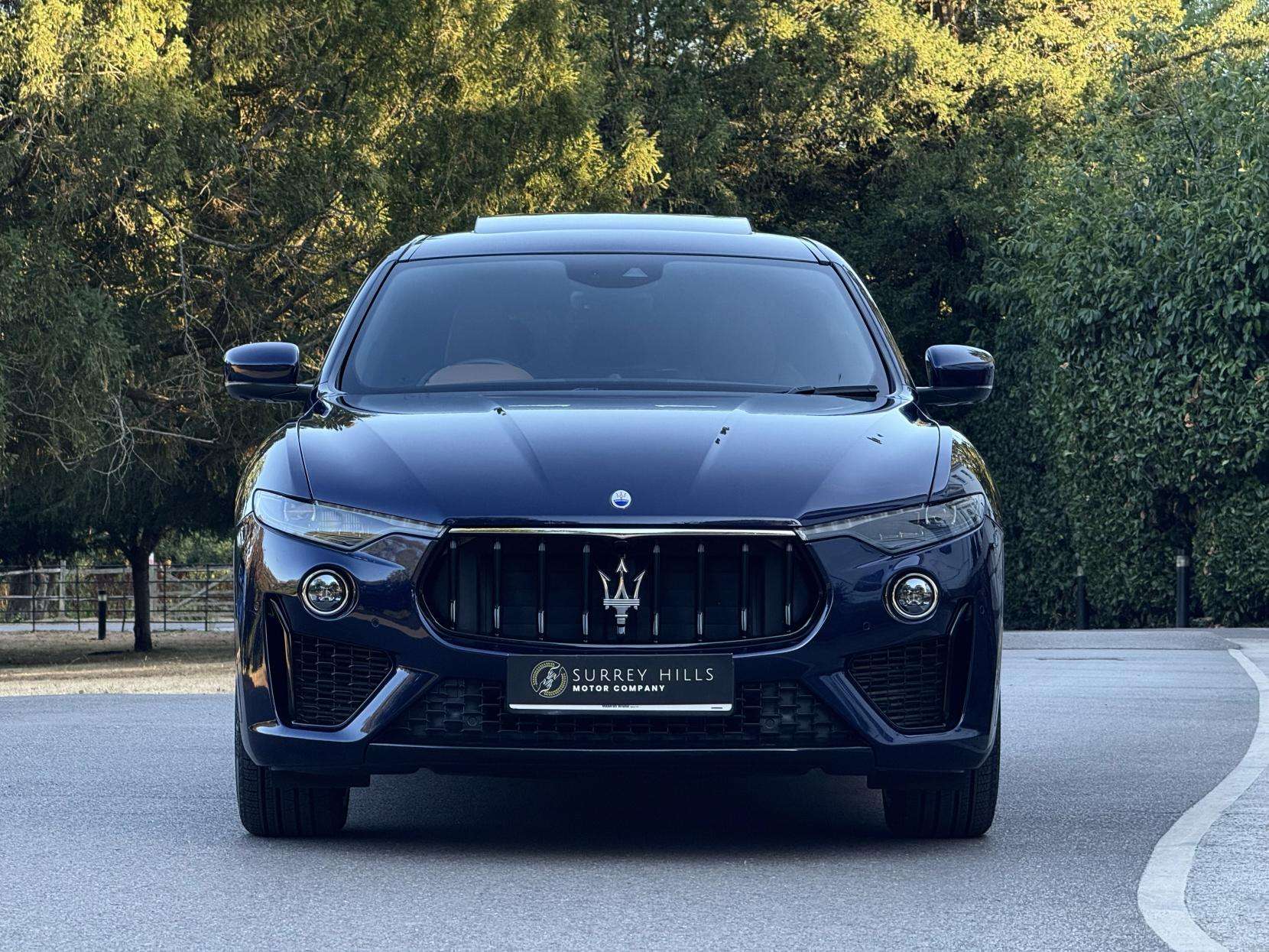 A 2021 MASERATI LEVANTE 3.0 V6 GranSport SUV 5dr Petrol ZF 4WD Euro 6 (s/s) (350 ps) A 2021 MASERATI LEVANTE 3.0 V6 GranSport SUV 5dr Petrol ZF 4WD Euro 6 (s/s) (350 ps)