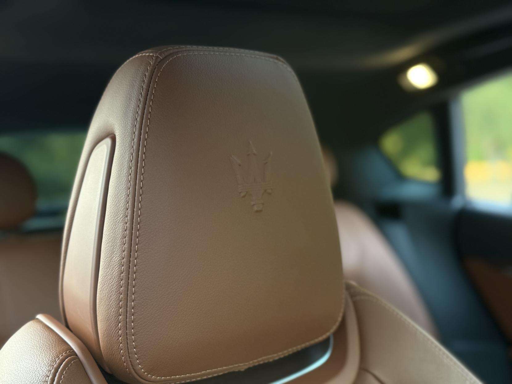 2021 MASERATI LEVANTE 2021 MASERATI LEVANTE