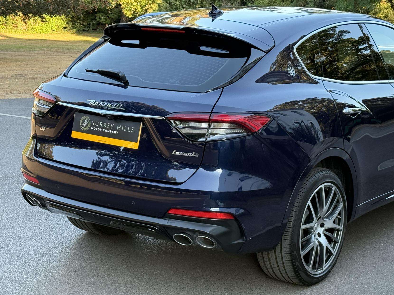 2021 MASERATI LEVANTE 2021 MASERATI LEVANTE