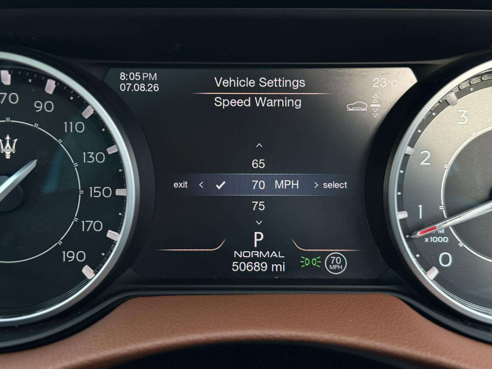 2021 MASERATI LEVANTE 2021 MASERATI LEVANTE
