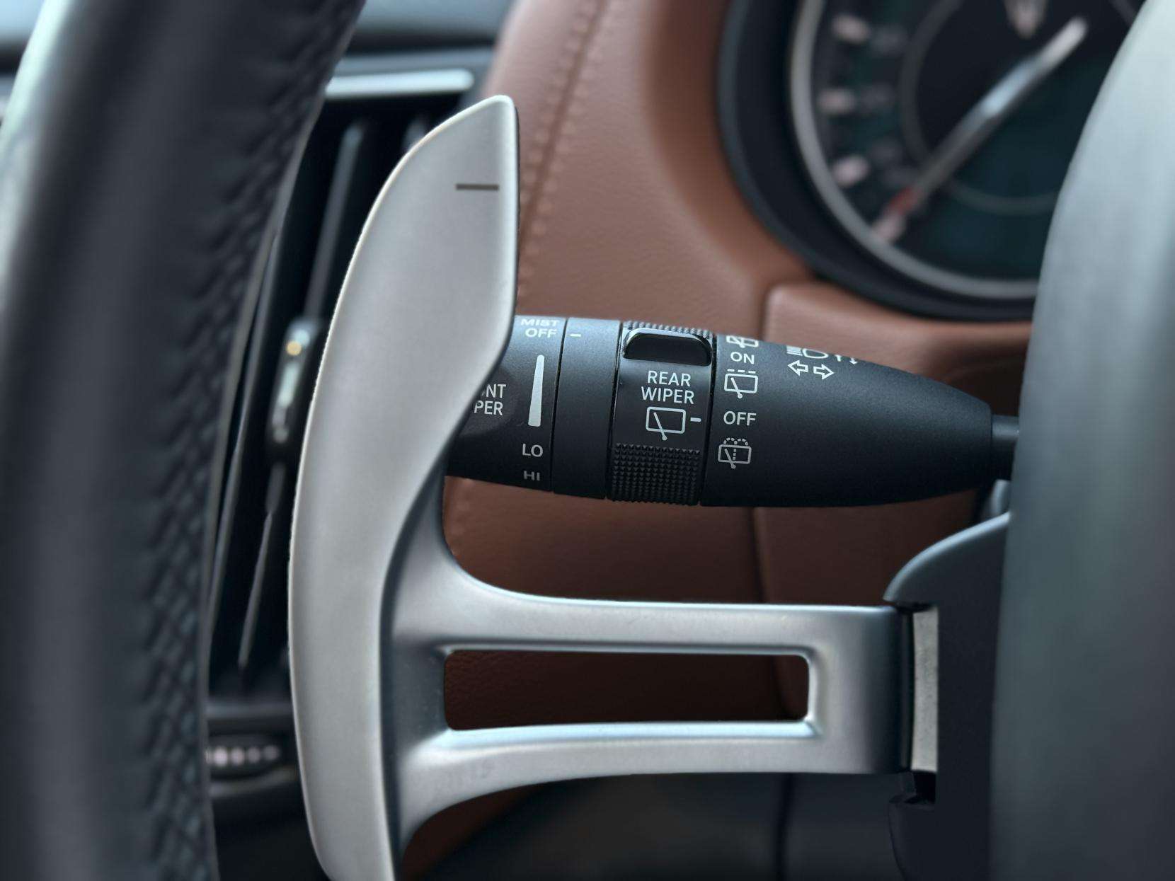 2021 MASERATI LEVANTE 2021 MASERATI LEVANTE