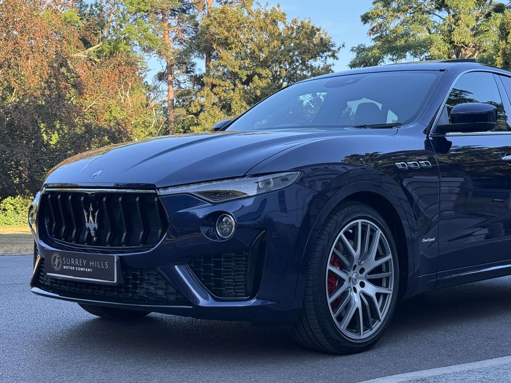 2021 MASERATI LEVANTE 2021 MASERATI LEVANTE