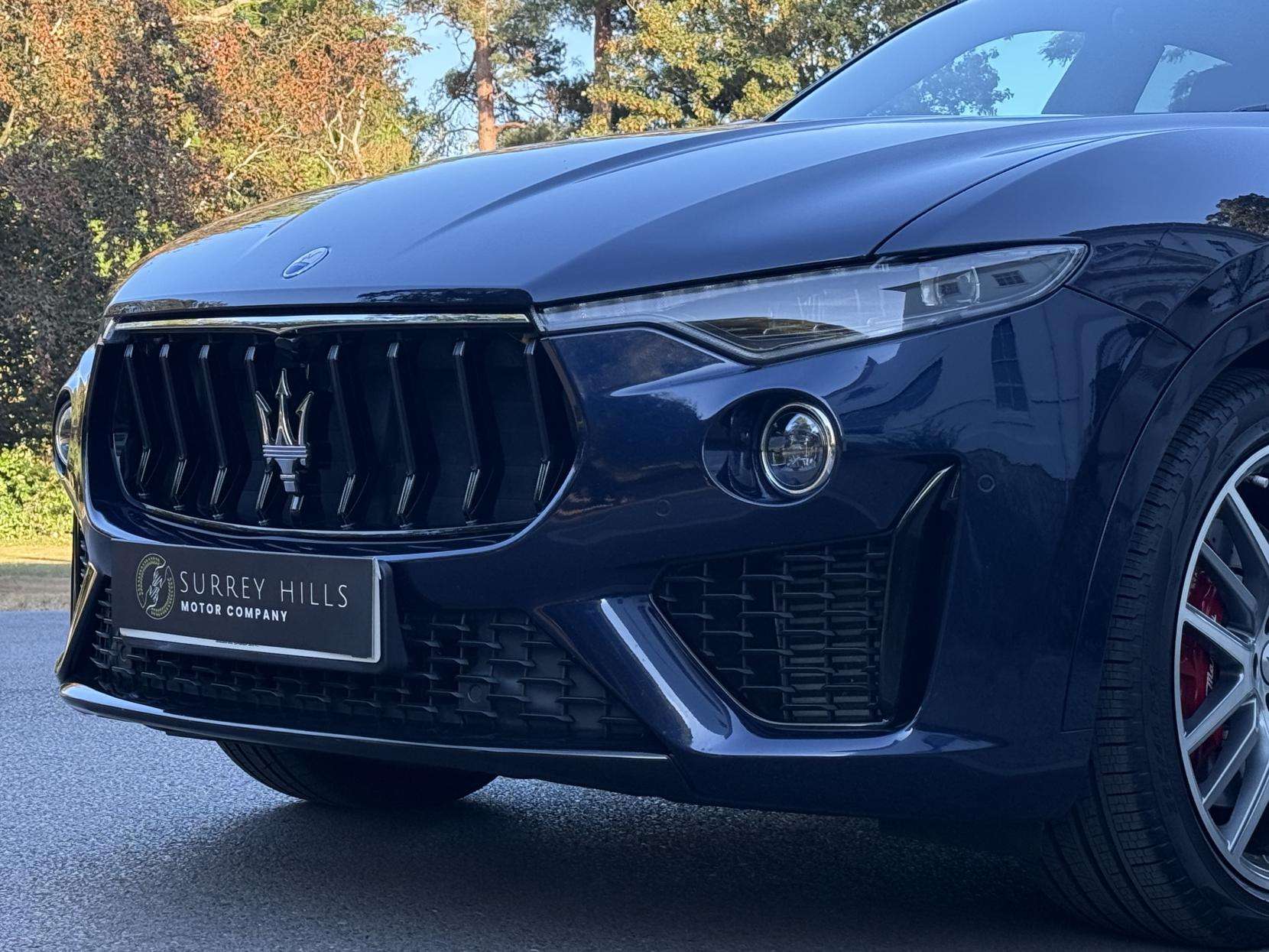 2021 MASERATI LEVANTE 2021 MASERATI LEVANTE