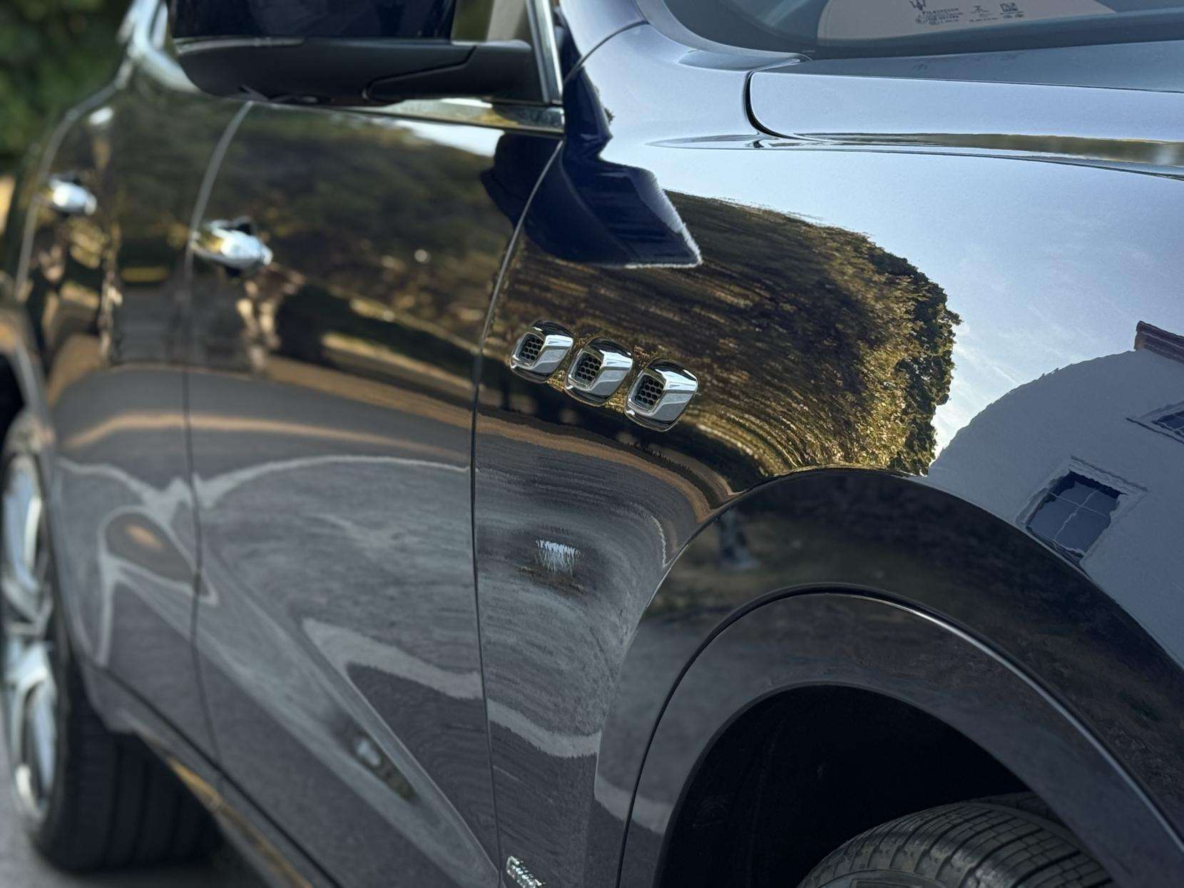 2021 MASERATI LEVANTE 2021 MASERATI LEVANTE