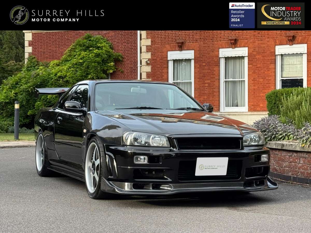 Check out this Nissan Skyline 2004 Petrol Manual