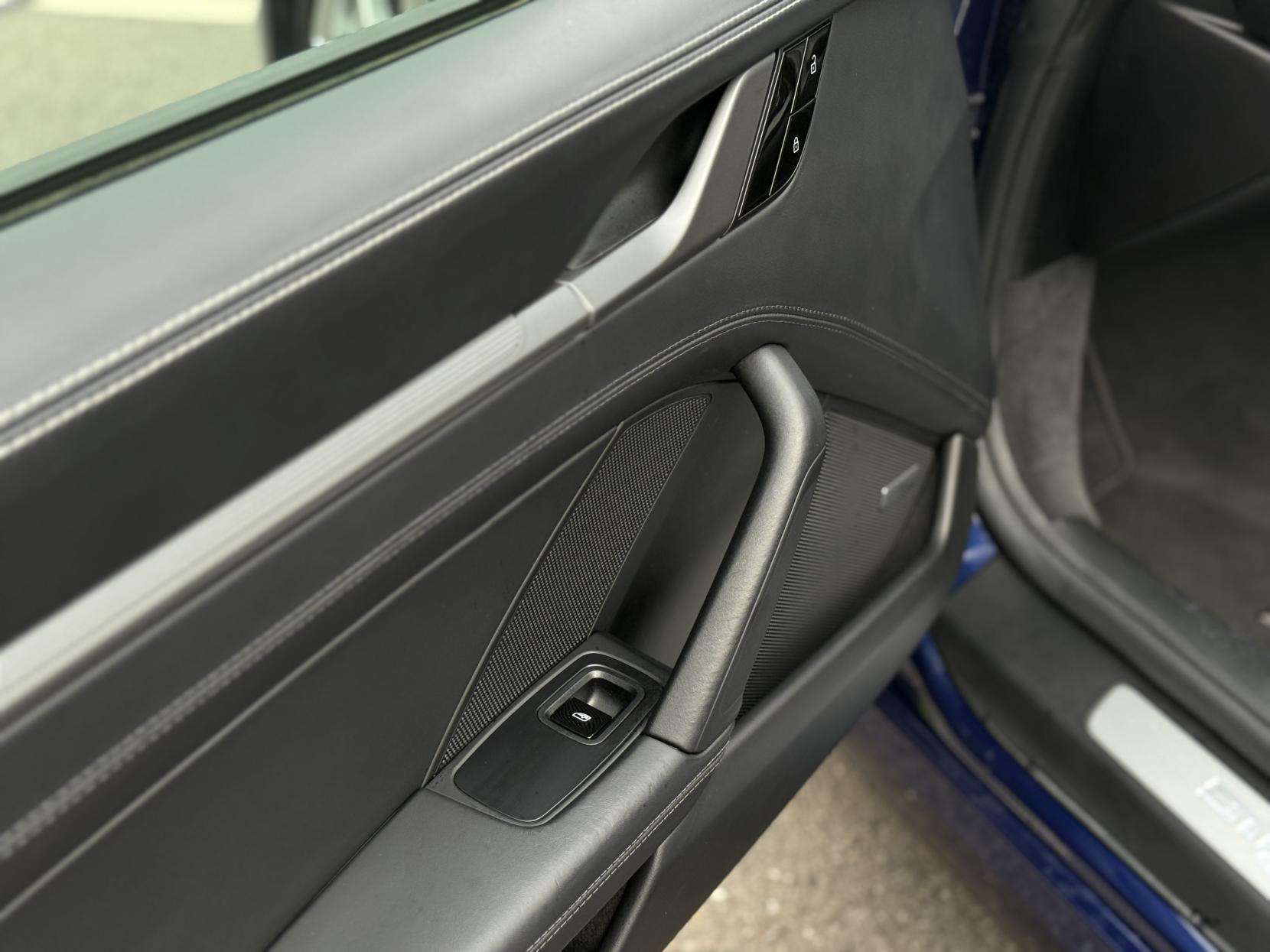 2019 PORSCHE 911 2019 PORSCHE 911