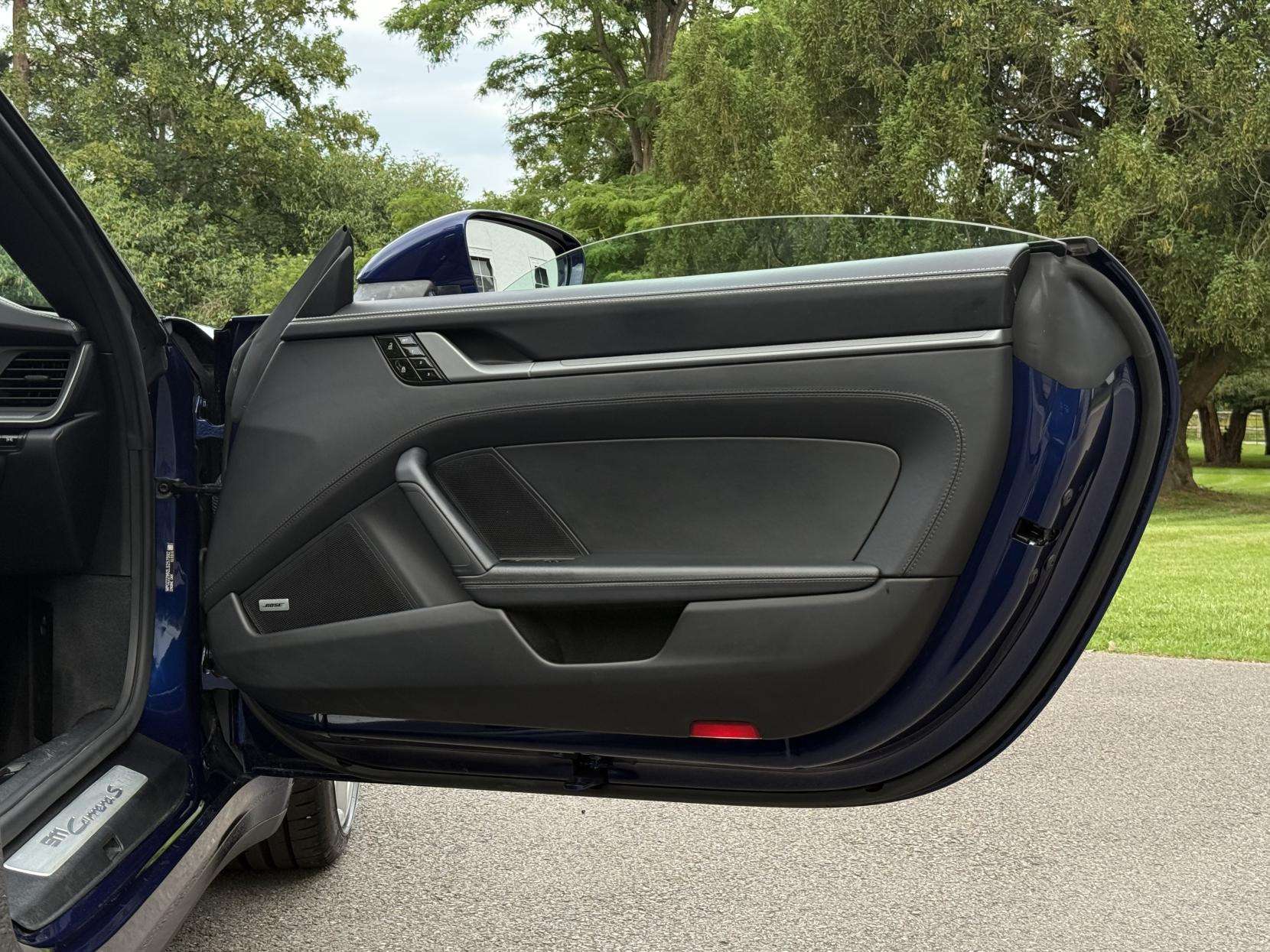 2019 PORSCHE 911 2019 PORSCHE 911