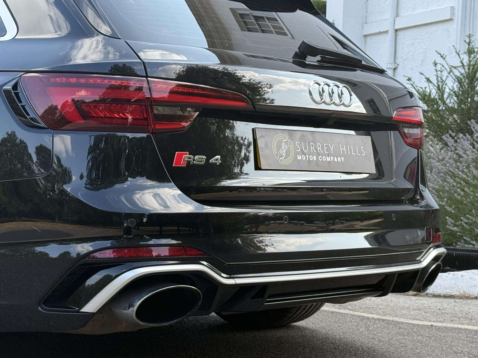 2018 AUDI RS4 AVANT 2018 AUDI RS4 AVANT