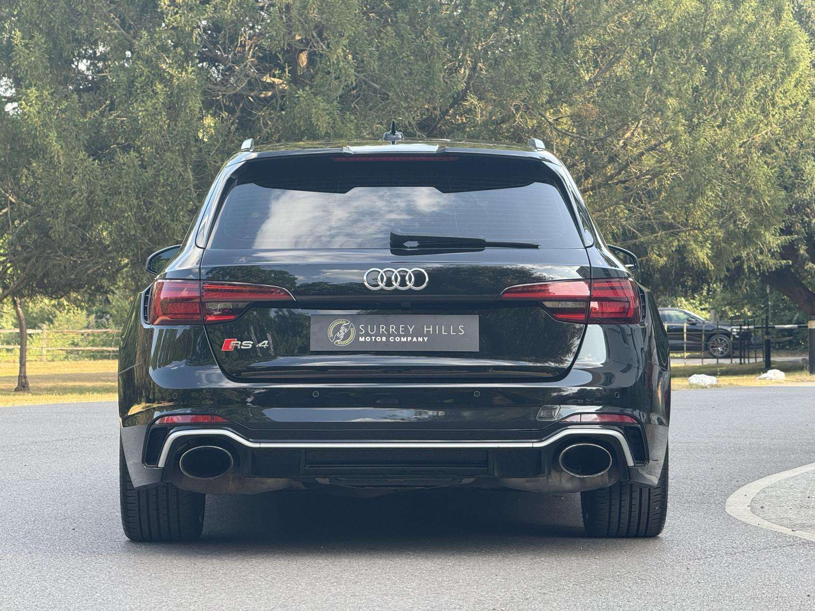 2018 AUDI RS4 AVANT 2018 AUDI RS4 AVANT