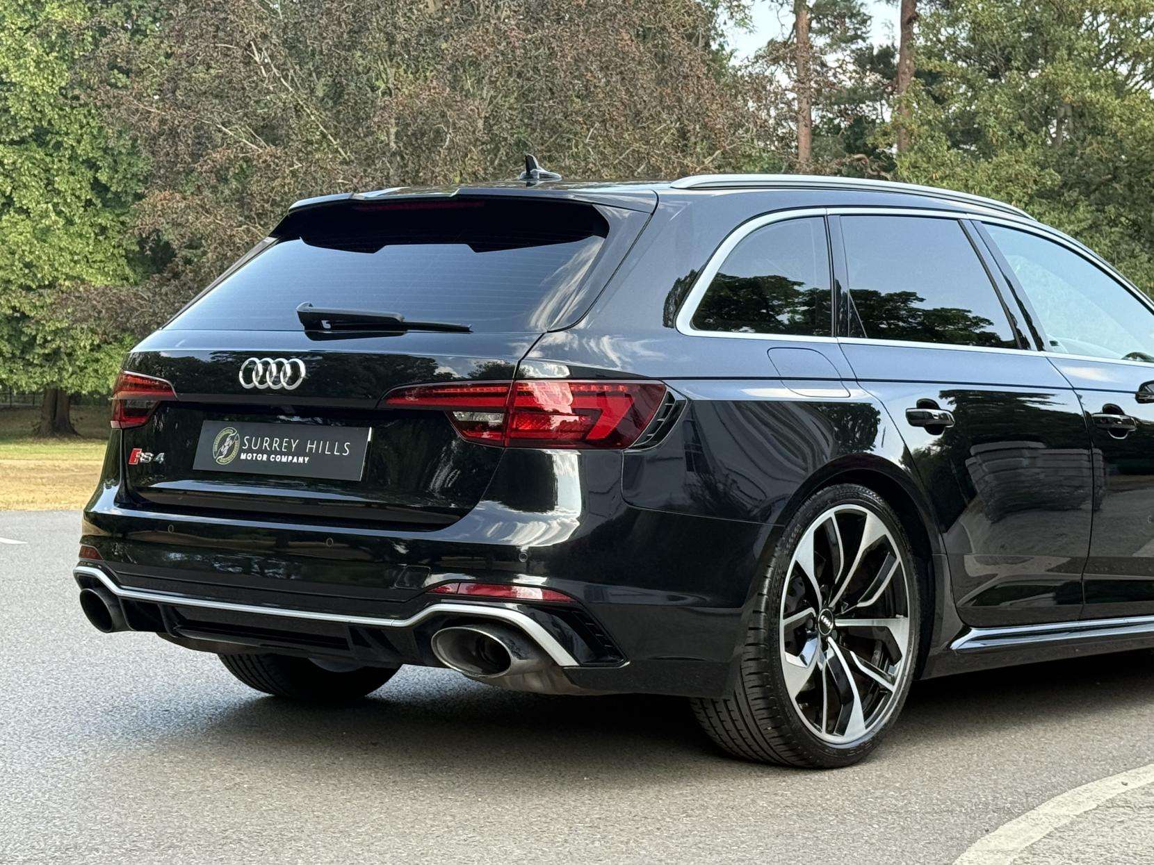 2018 AUDI RS4 AVANT 2018 AUDI RS4 AVANT