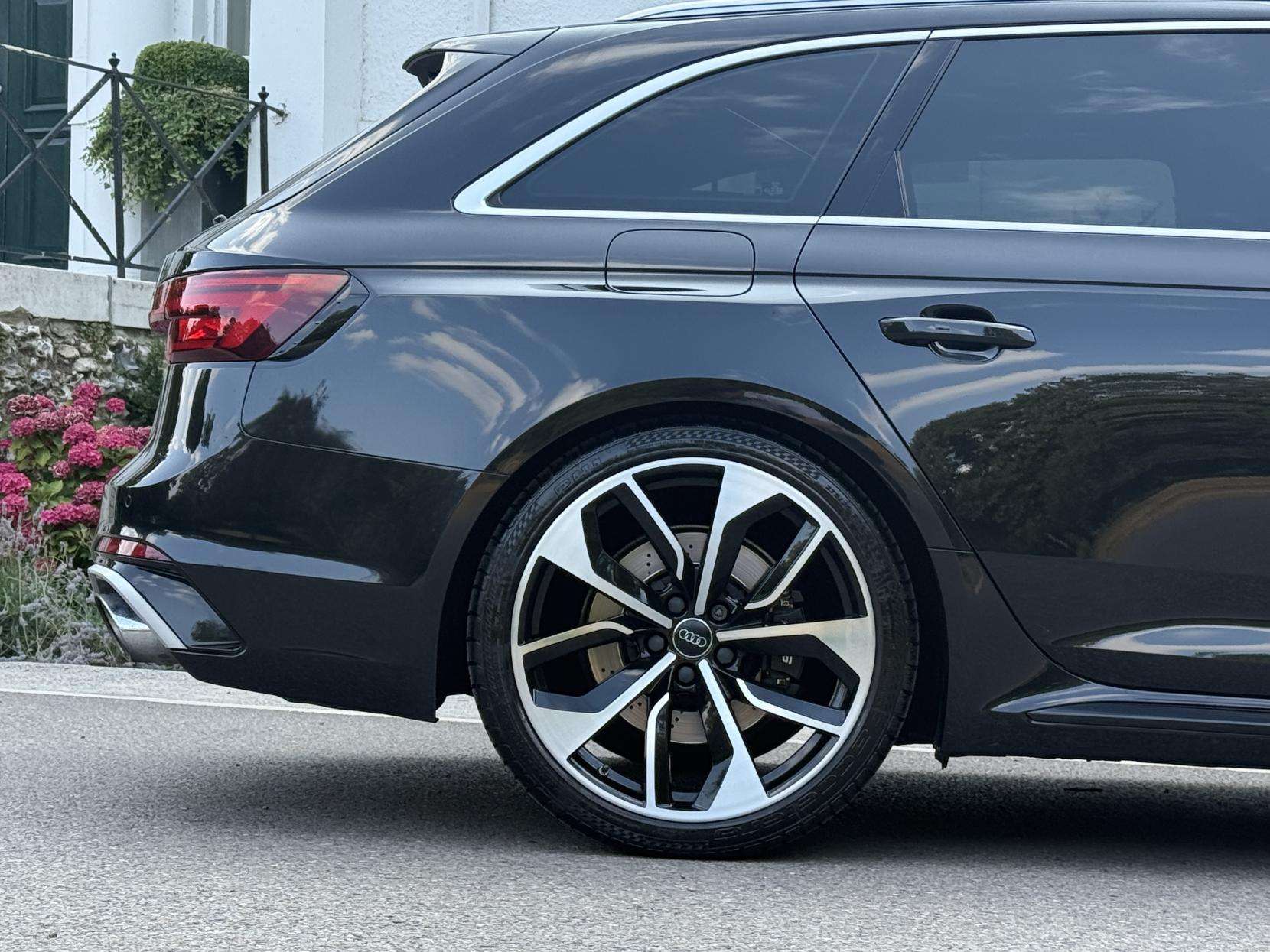 2018 AUDI RS4 AVANT 2018 AUDI RS4 AVANT