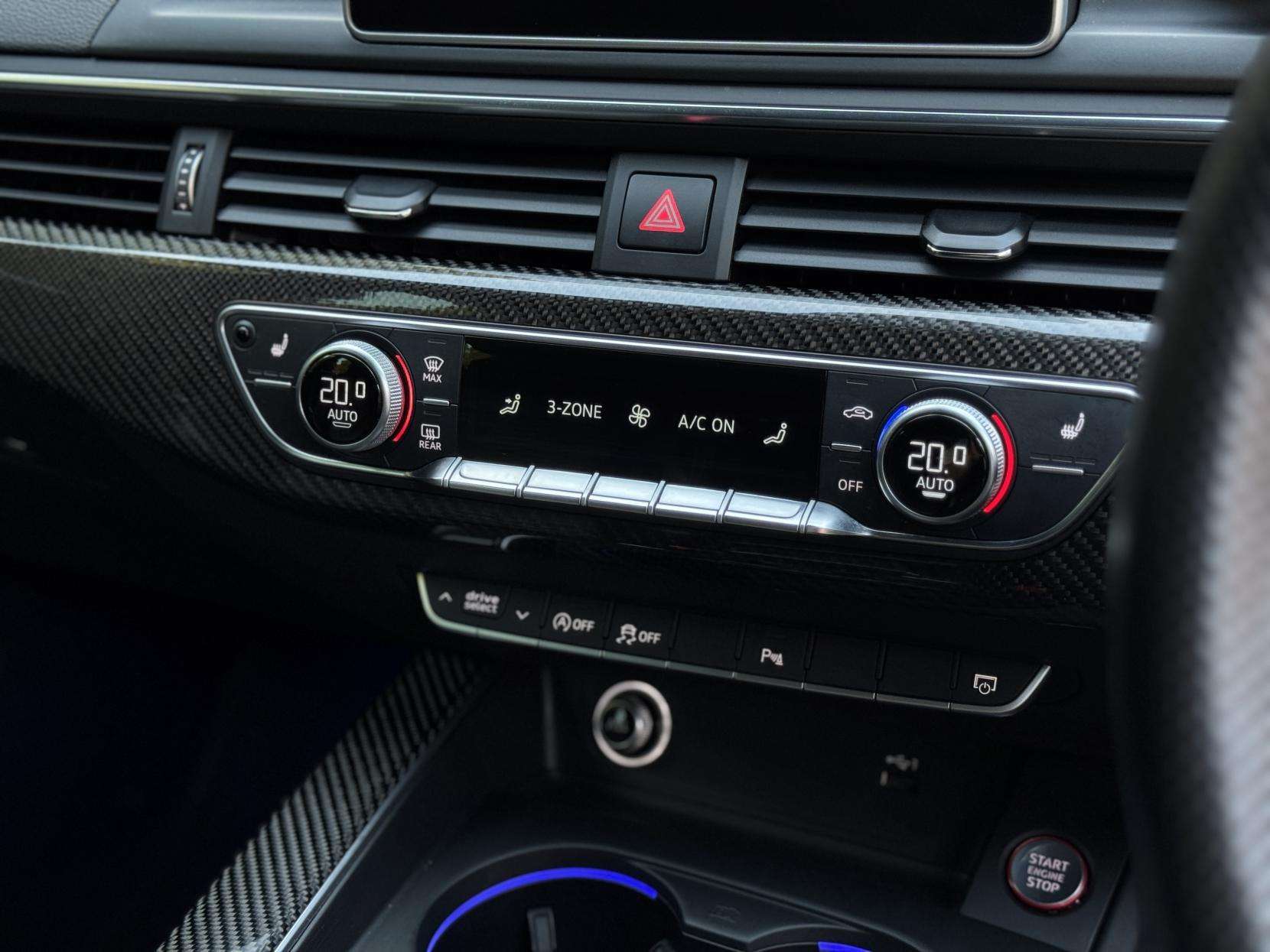 2018 AUDI RS4 AVANT 2018 AUDI RS4 AVANT