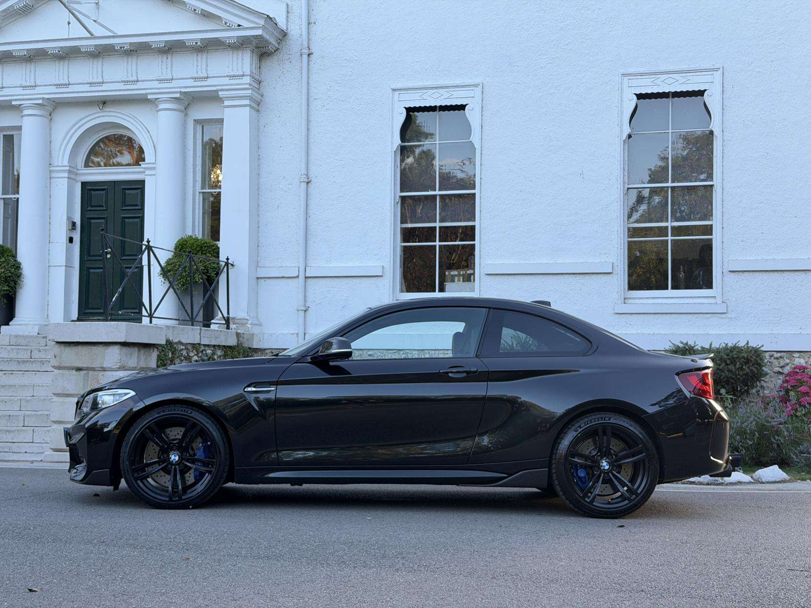 A 2016 BMW M2 3.0i Coupe 2dr Petrol DCT Euro 6 (s/s) (370 ps) A 2016 BMW M2 3.0i Coupe 2dr Petrol DCT Euro 6 (s/s) (370 ps)