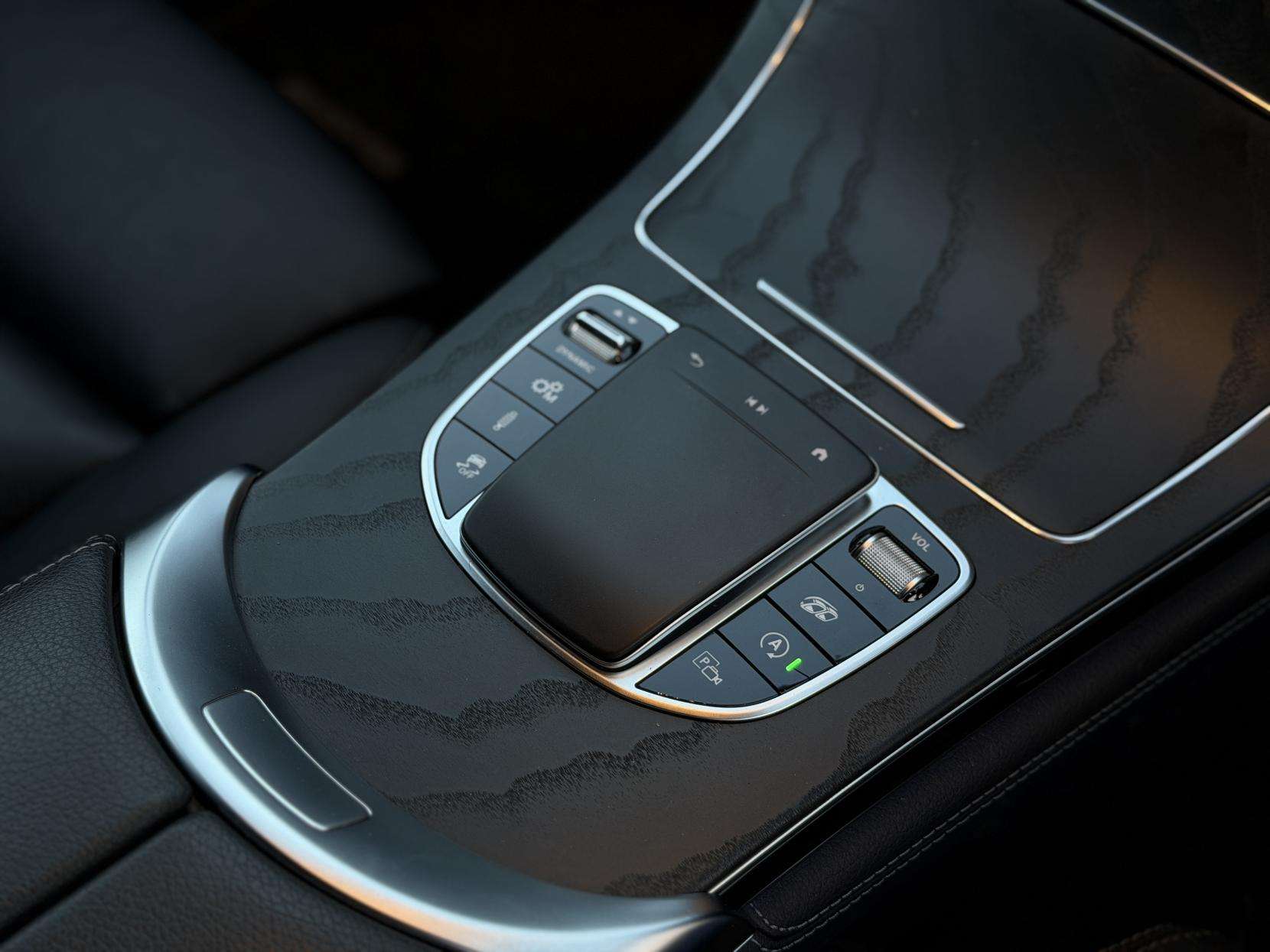 2019 MERCEDES-BENZ GLC 2019 MERCEDES-BENZ GLC