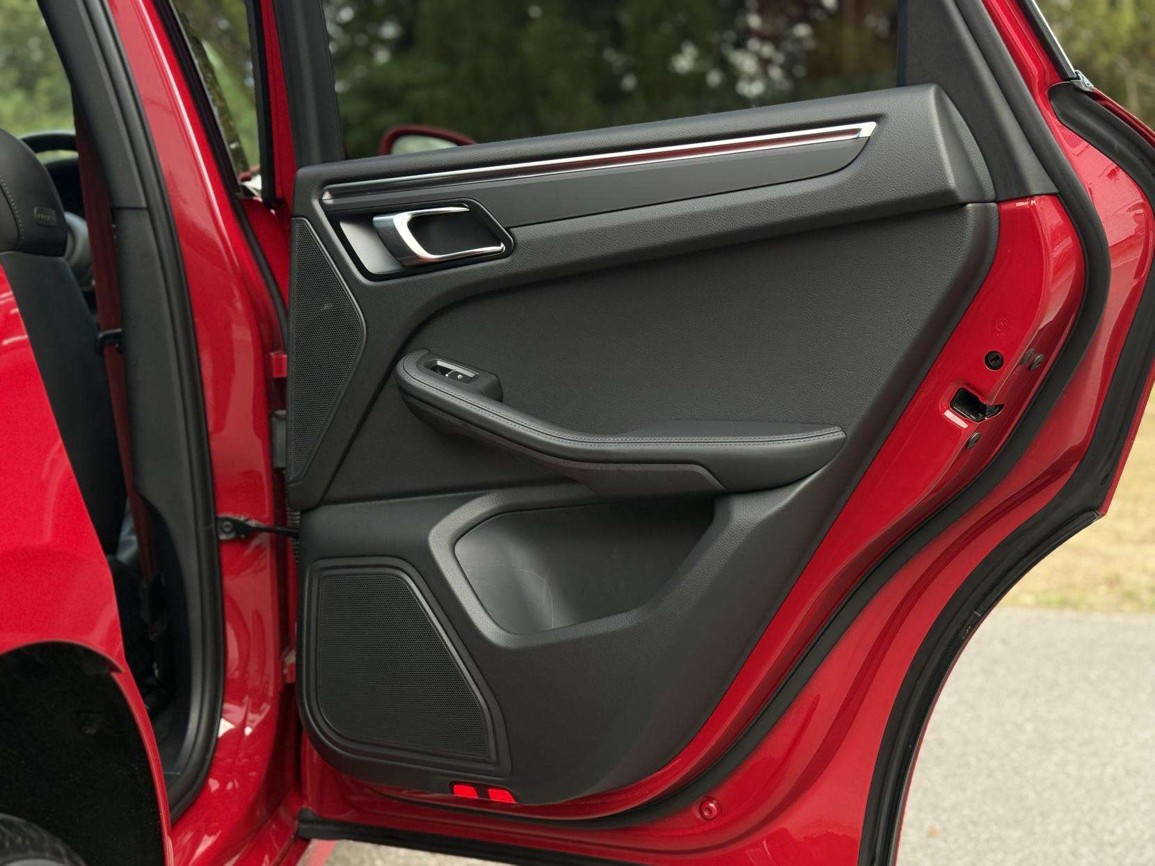 2023 PORSCHE MACAN 2023 PORSCHE MACAN