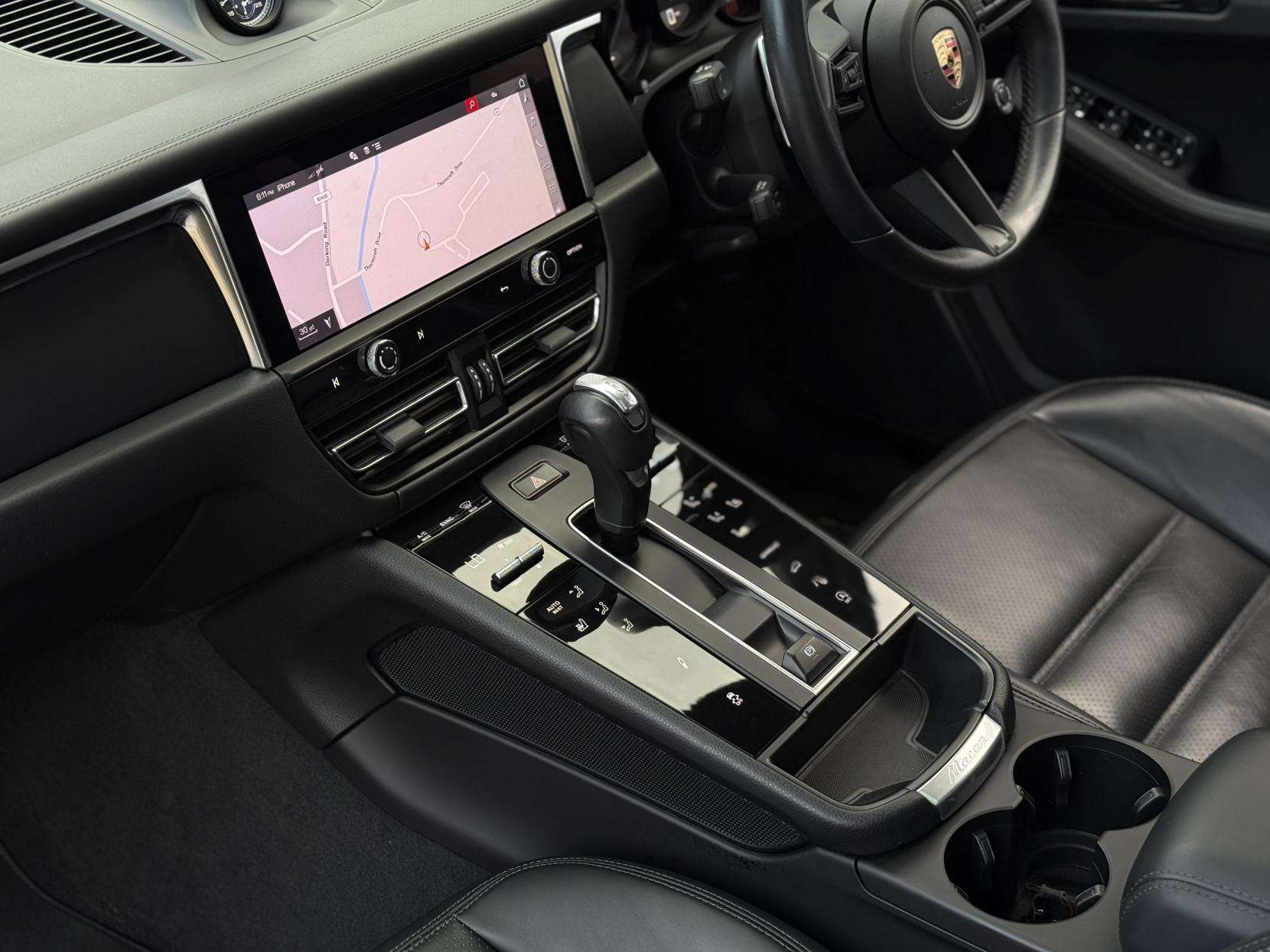 2023 PORSCHE MACAN 2023 PORSCHE MACAN