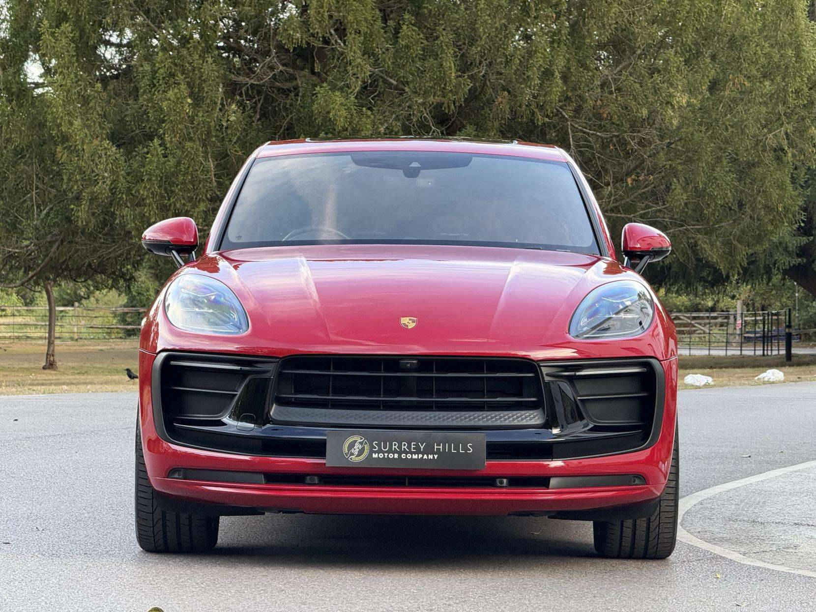 A 2023 PORSCHE MACAN 2.0T T SUV 5dr Petrol PDK 4WD Euro 6 (s/s) (265 ps) A 2023 PORSCHE MACAN 2.0T T SUV 5dr Petrol PDK 4WD Euro 6 (s/s) (265 ps)