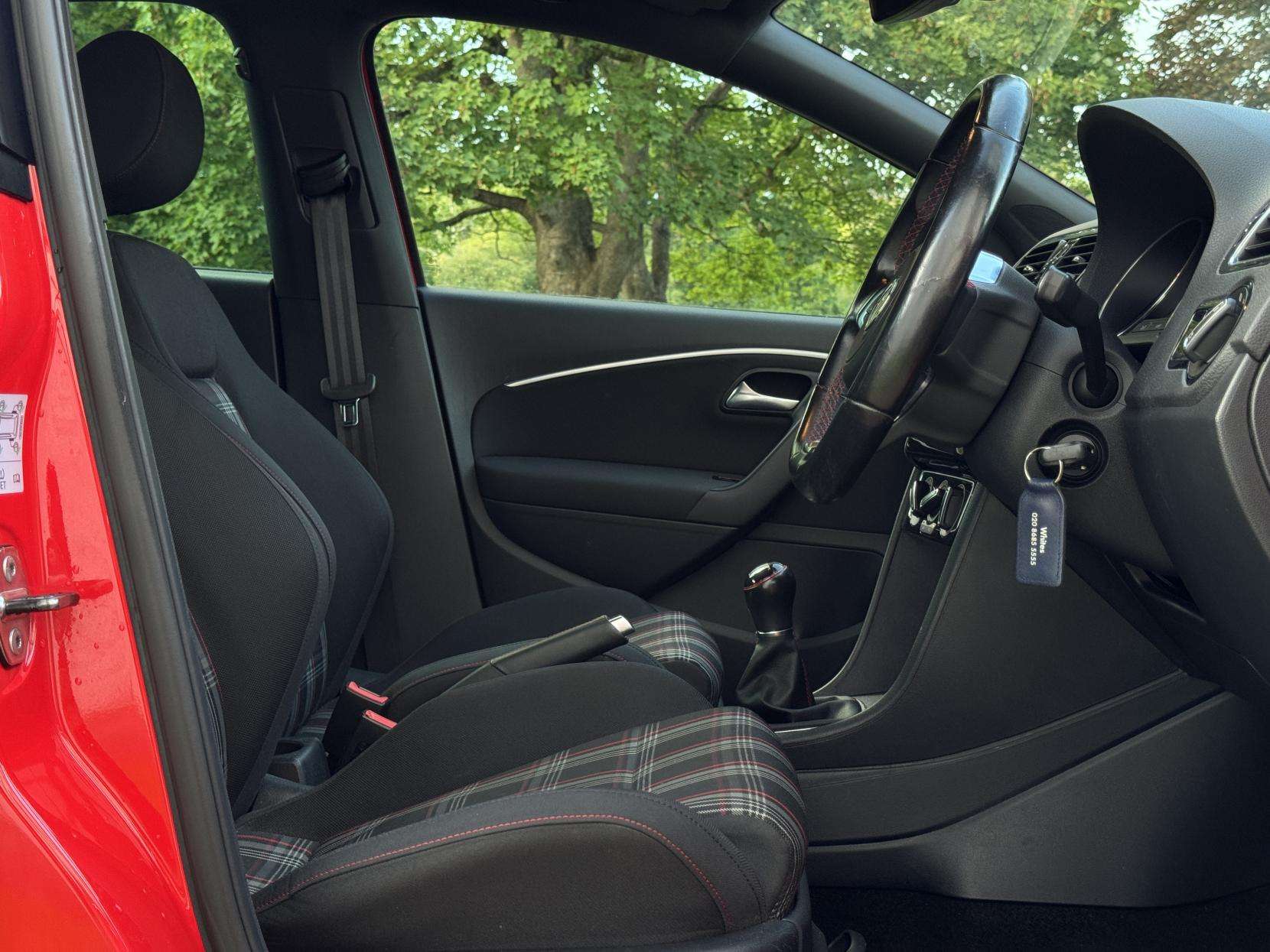 2017 VOLKSWAGEN POLO 2017 VOLKSWAGEN POLO