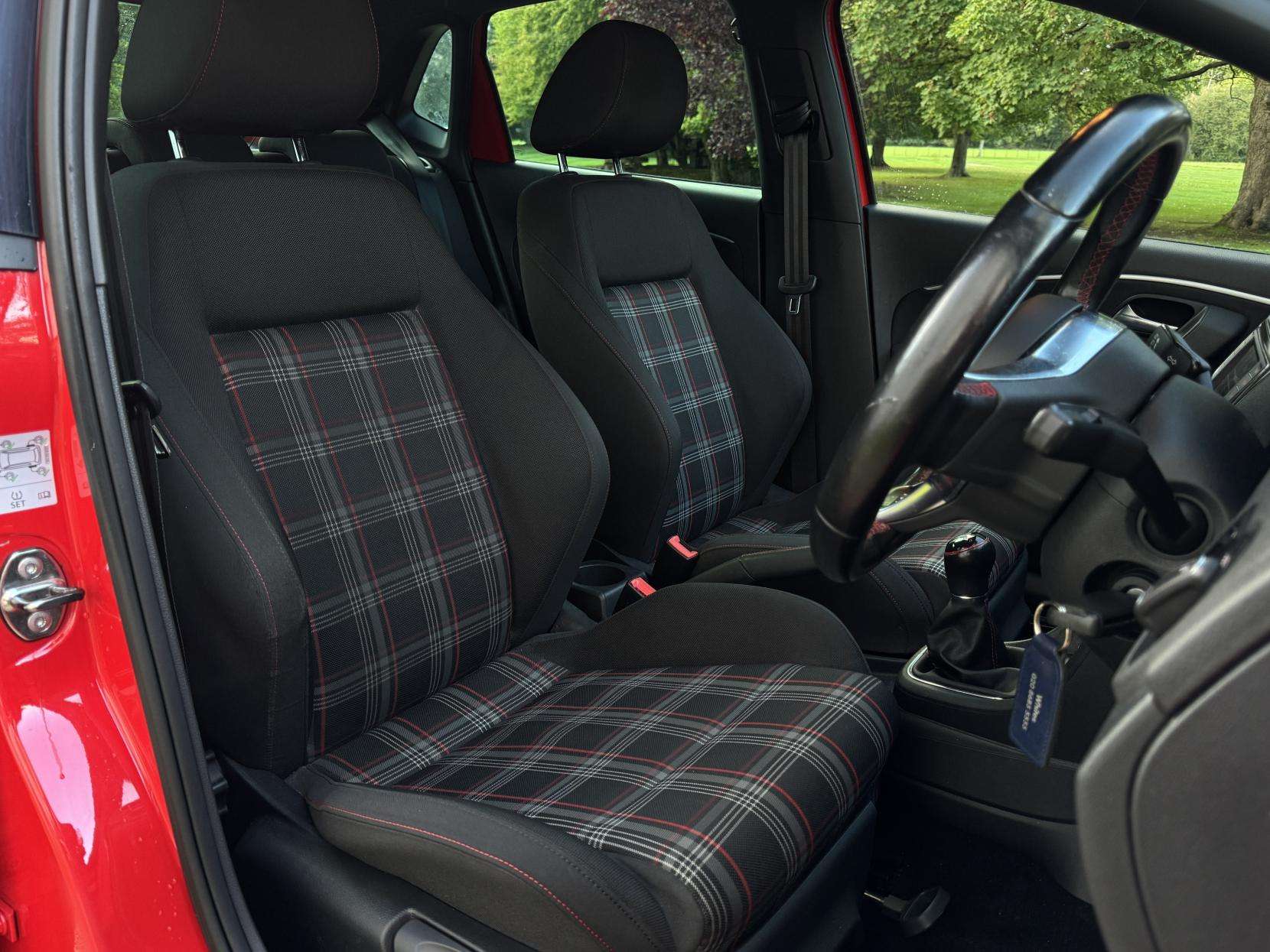 2017 VOLKSWAGEN POLO 2017 VOLKSWAGEN POLO