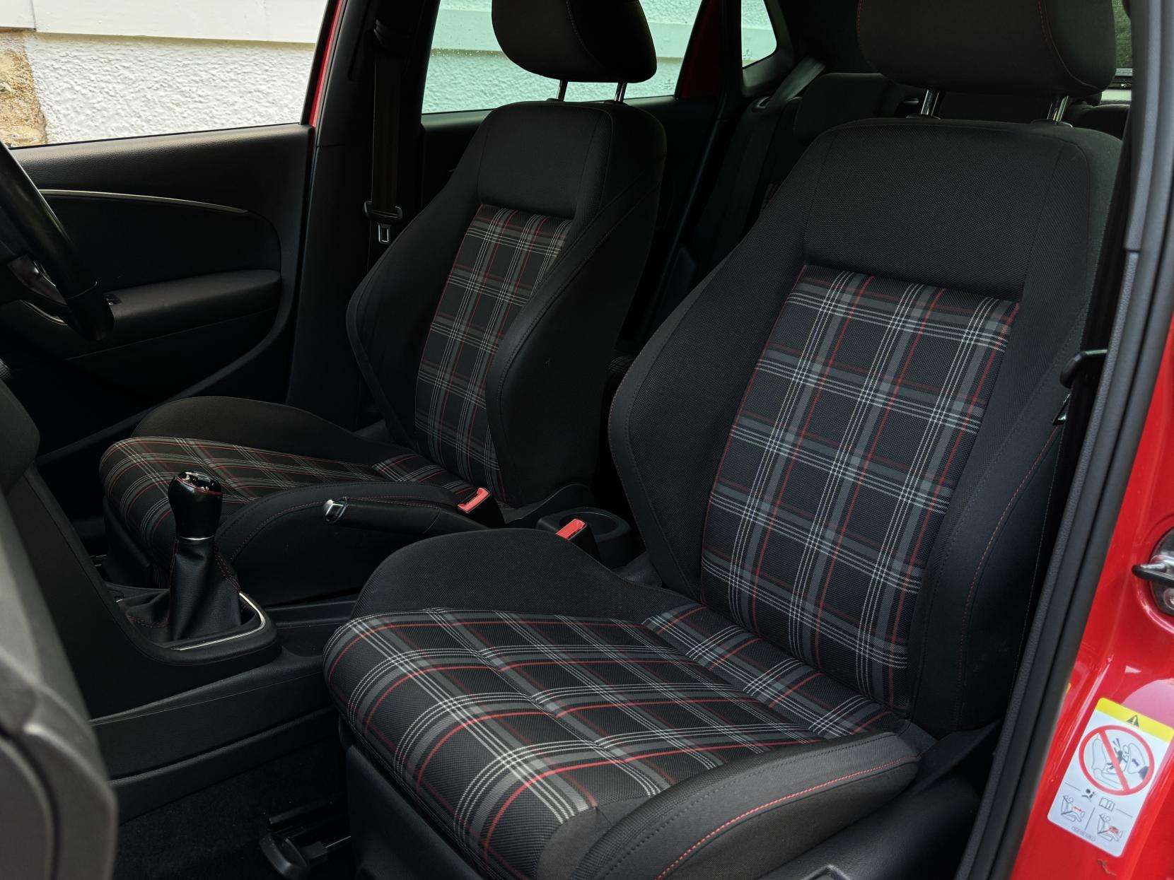 2017 VOLKSWAGEN POLO 2017 VOLKSWAGEN POLO