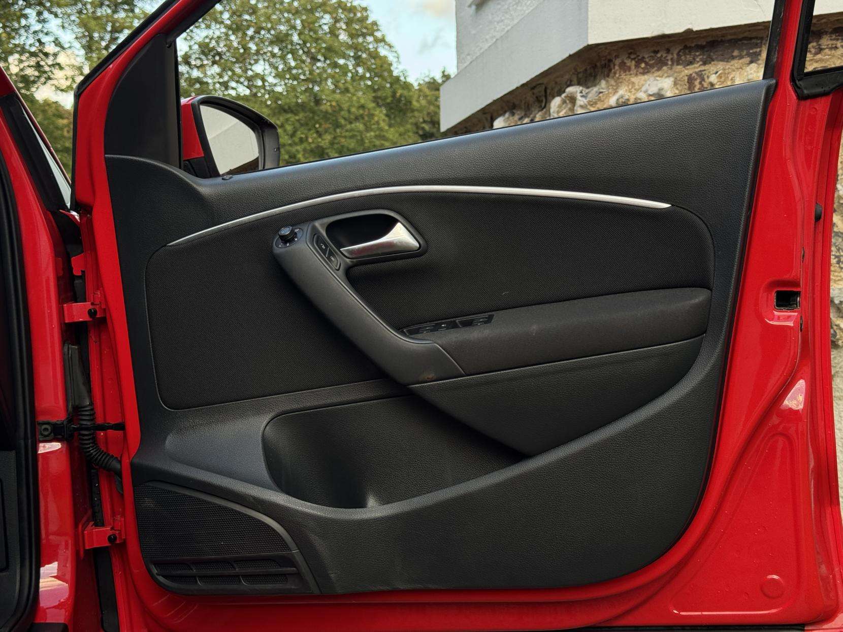 2017 VOLKSWAGEN POLO 2017 VOLKSWAGEN POLO