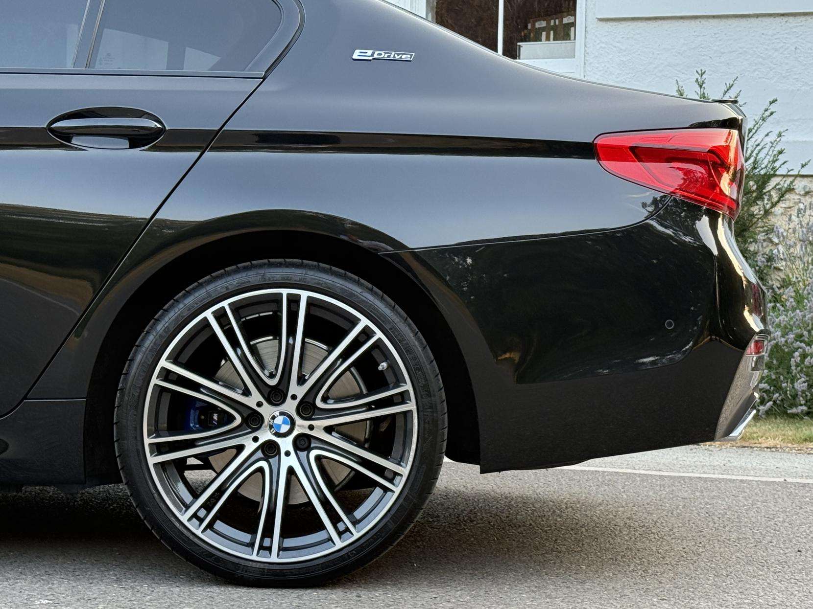 2018 BMW 5 SERIES 2018 BMW 5 SERIES