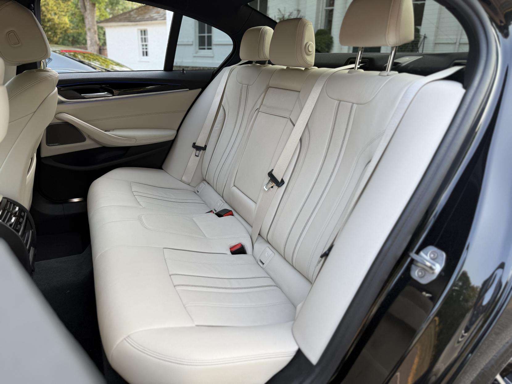 2018 BMW 5 SERIES 2018 BMW 5 SERIES