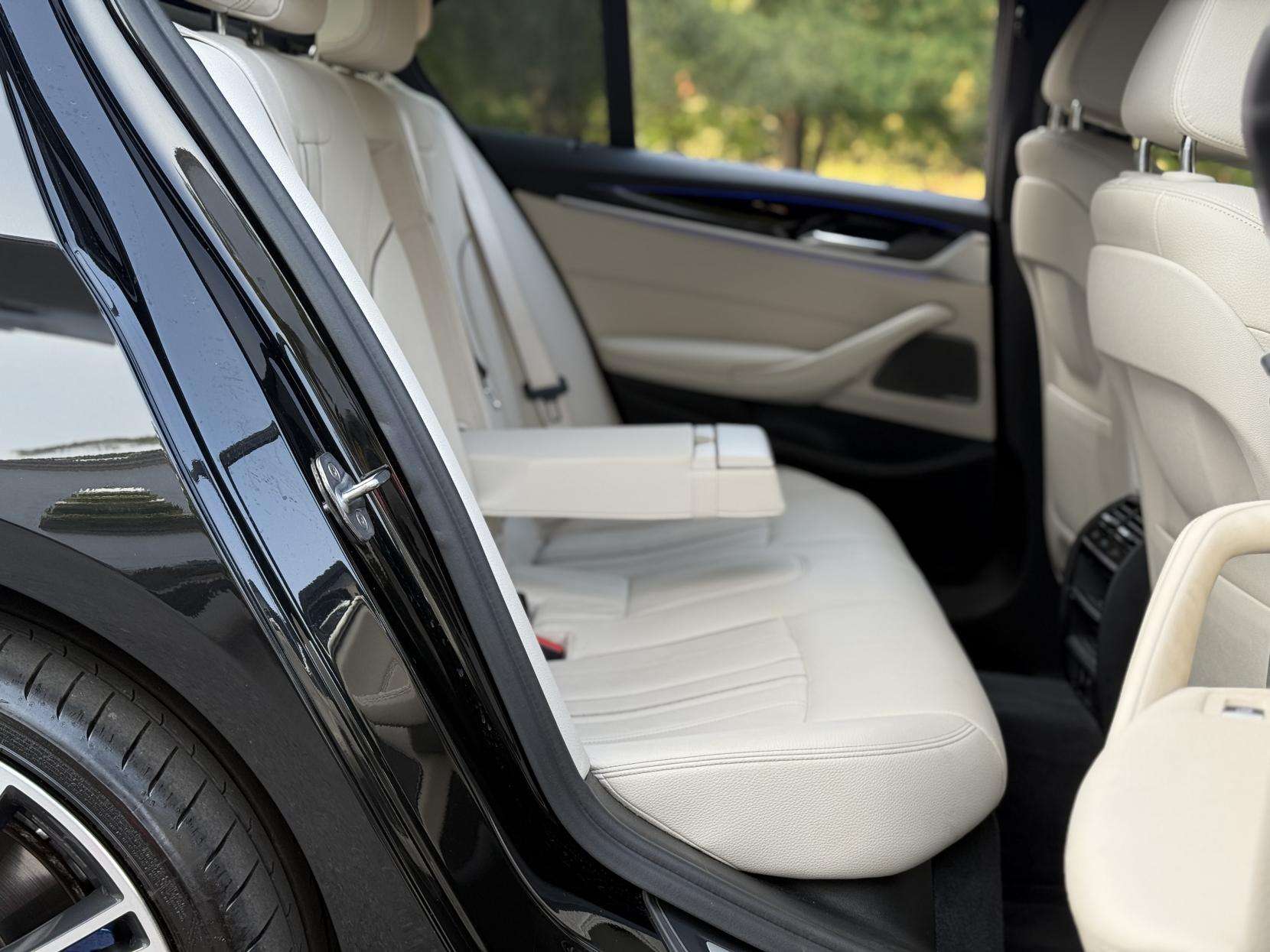 2018 BMW 5 SERIES 2018 BMW 5 SERIES