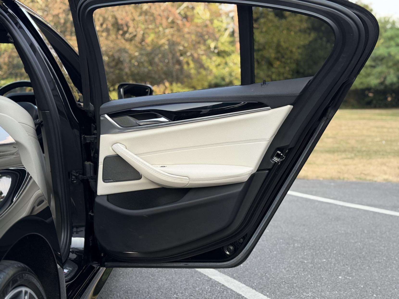 2018 BMW 5 SERIES 2018 BMW 5 SERIES