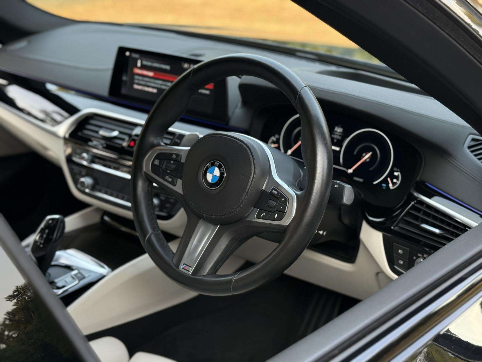 2018 BMW 5 SERIES 2018 BMW 5 SERIES