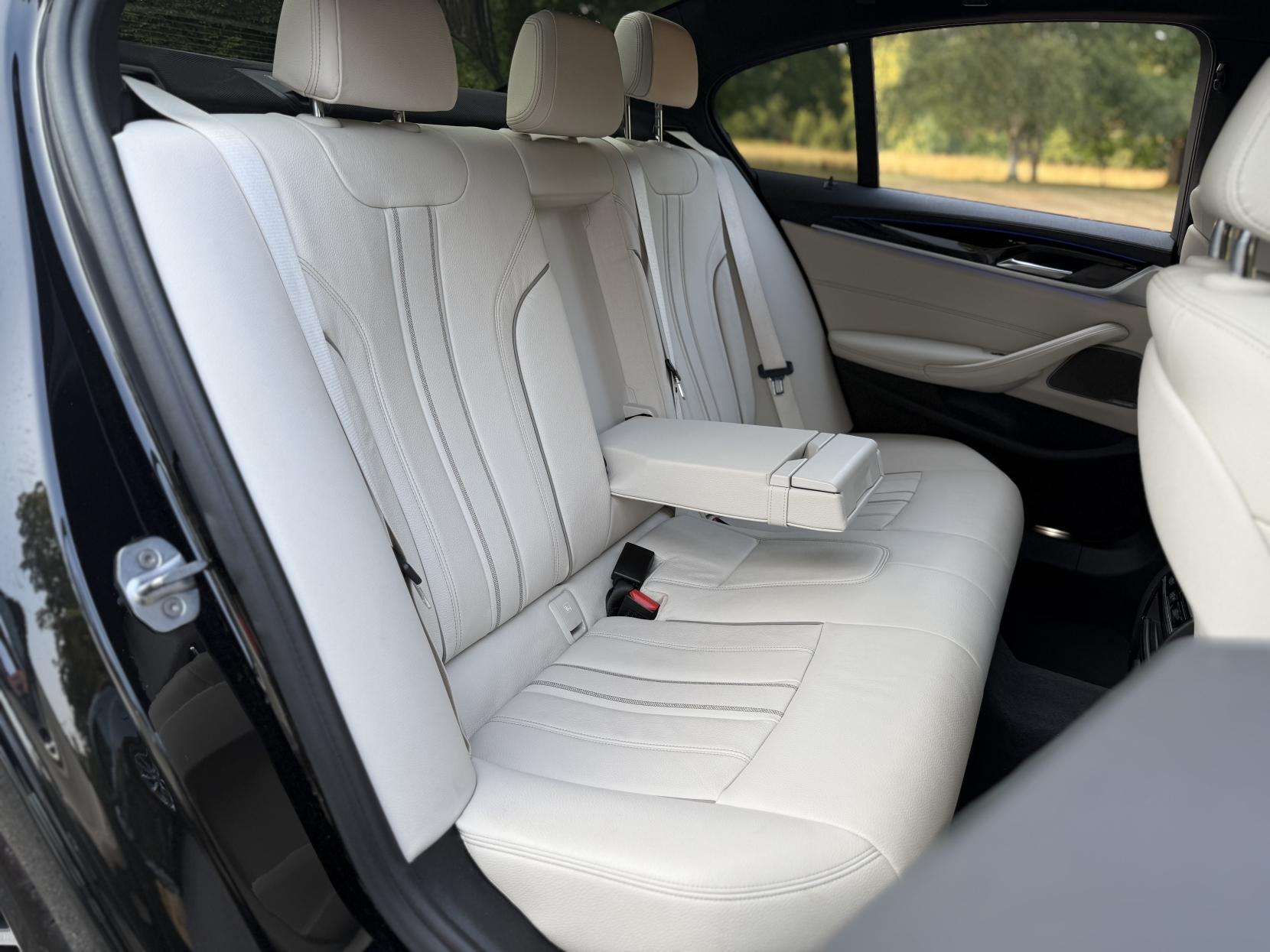 2018 BMW 5 SERIES 2018 BMW 5 SERIES