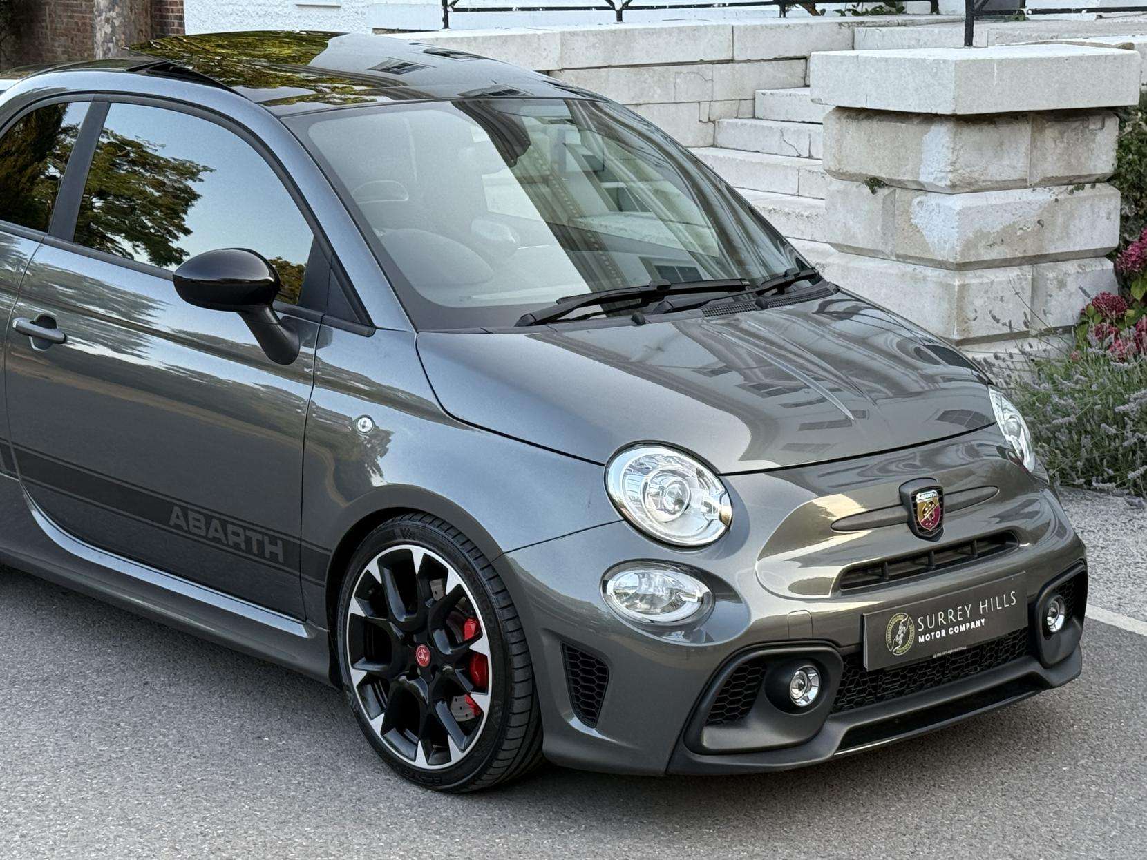 2017 ABARTH 595 2017 ABARTH 595