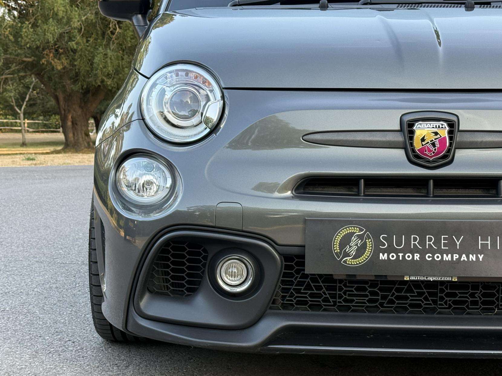 2017 ABARTH 595 2017 ABARTH 595