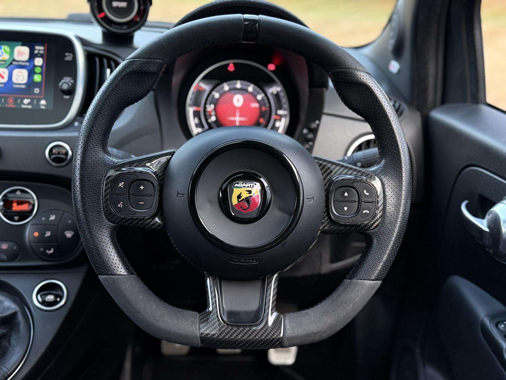 2017 ABARTH 595 2017 ABARTH 595