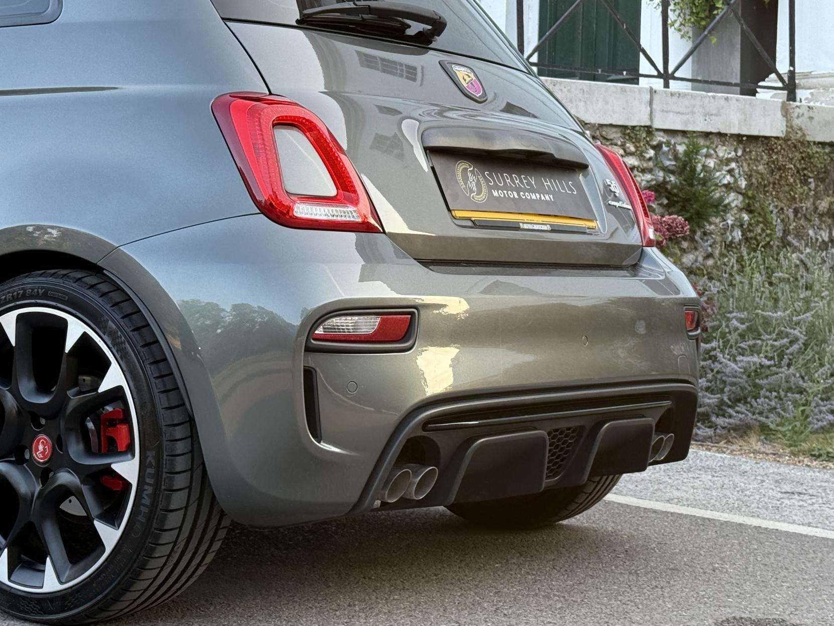 2017 ABARTH 595 2017 ABARTH 595
