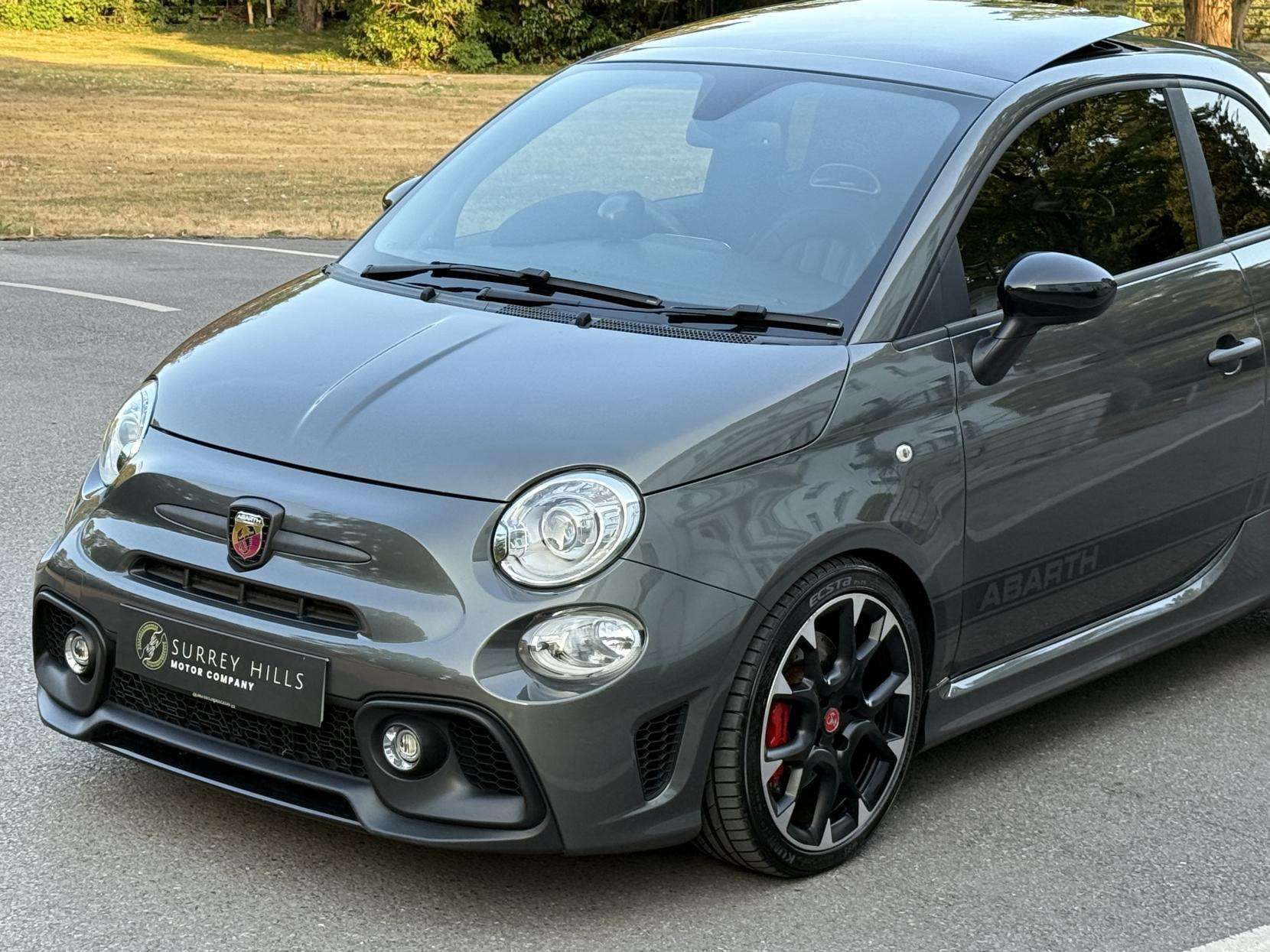 2017 ABARTH 595 2017 ABARTH 595