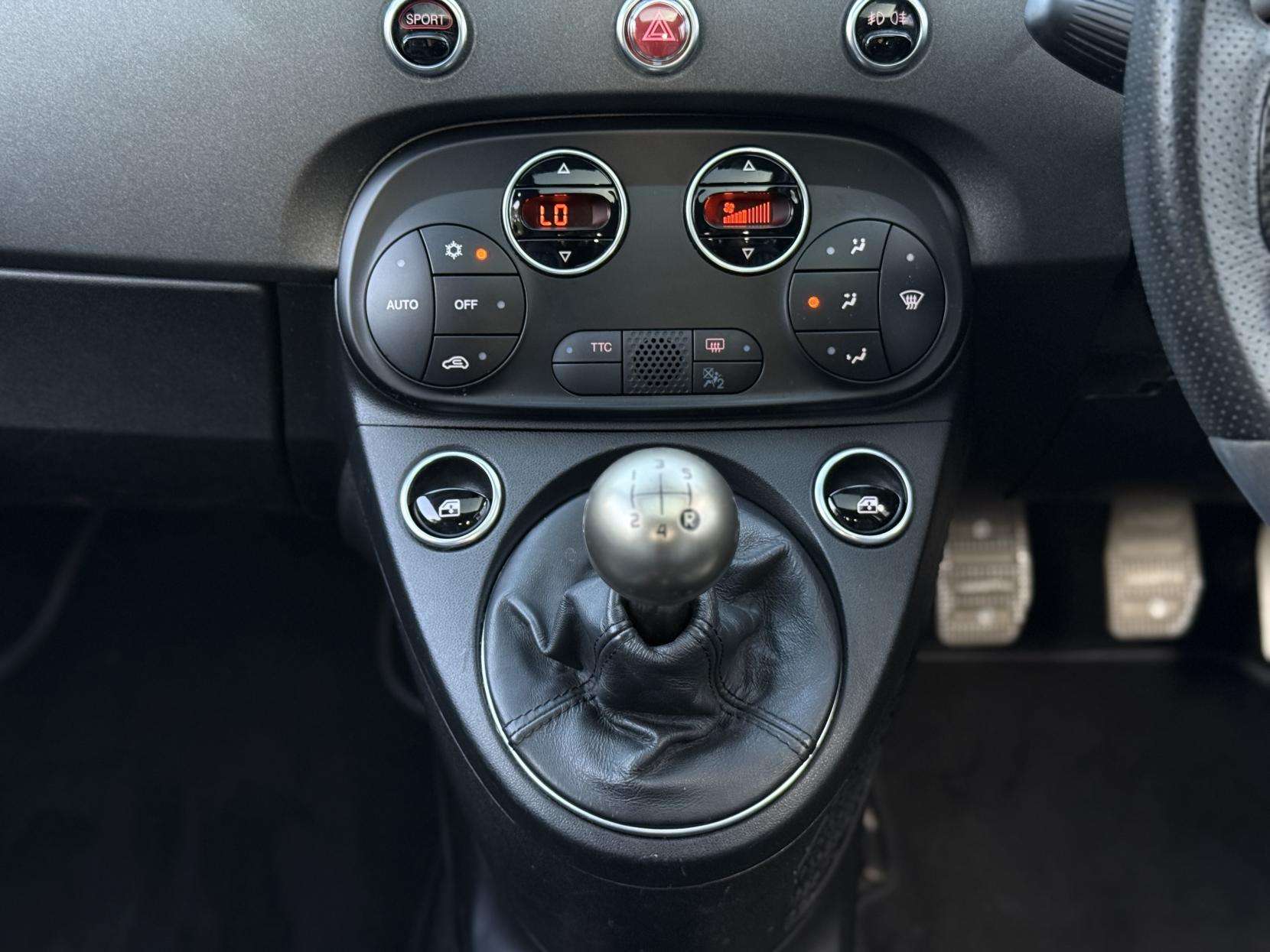 2017 ABARTH 595 2017 ABARTH 595