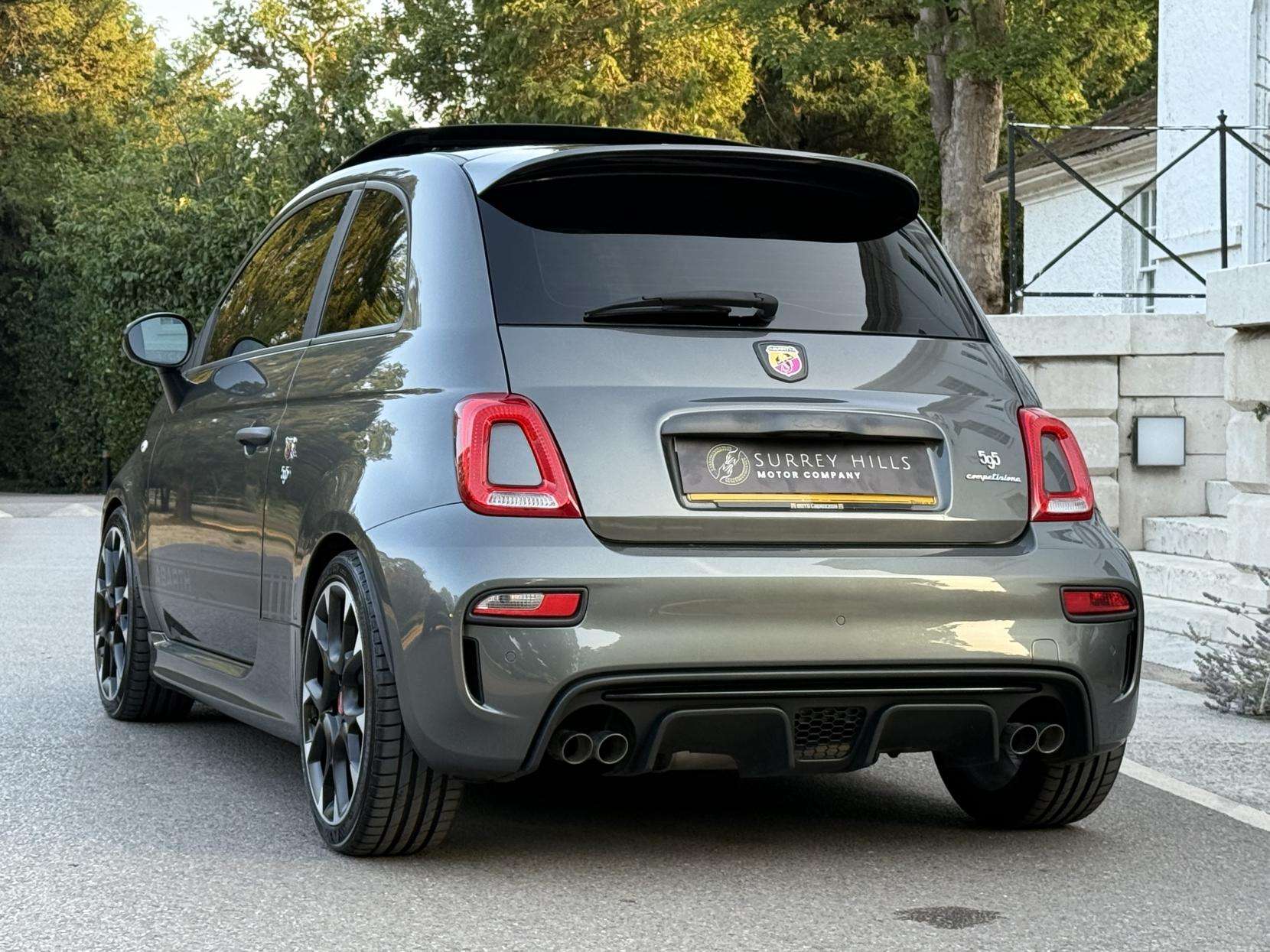 2017 ABARTH 595 2017 ABARTH 595