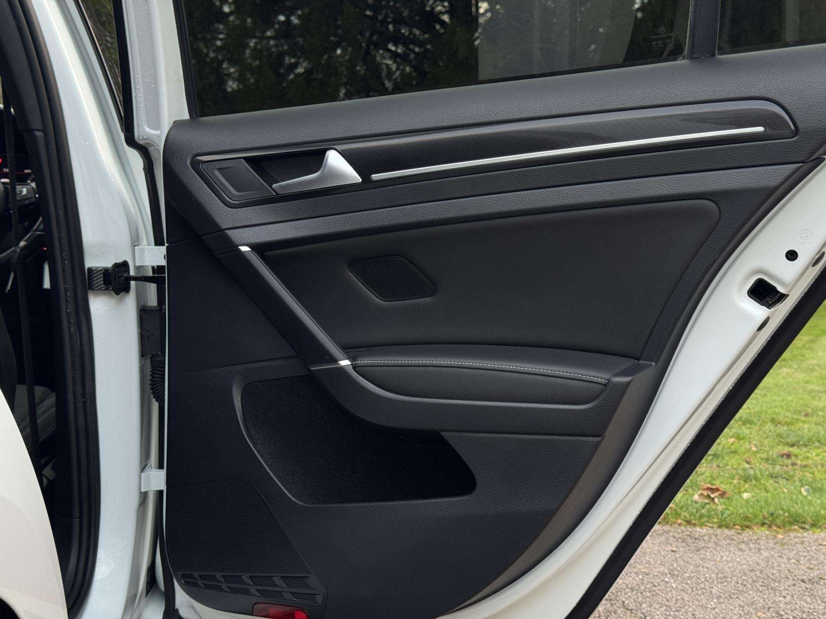 2018 VOLKSWAGEN GOLF 2018 VOLKSWAGEN GOLF