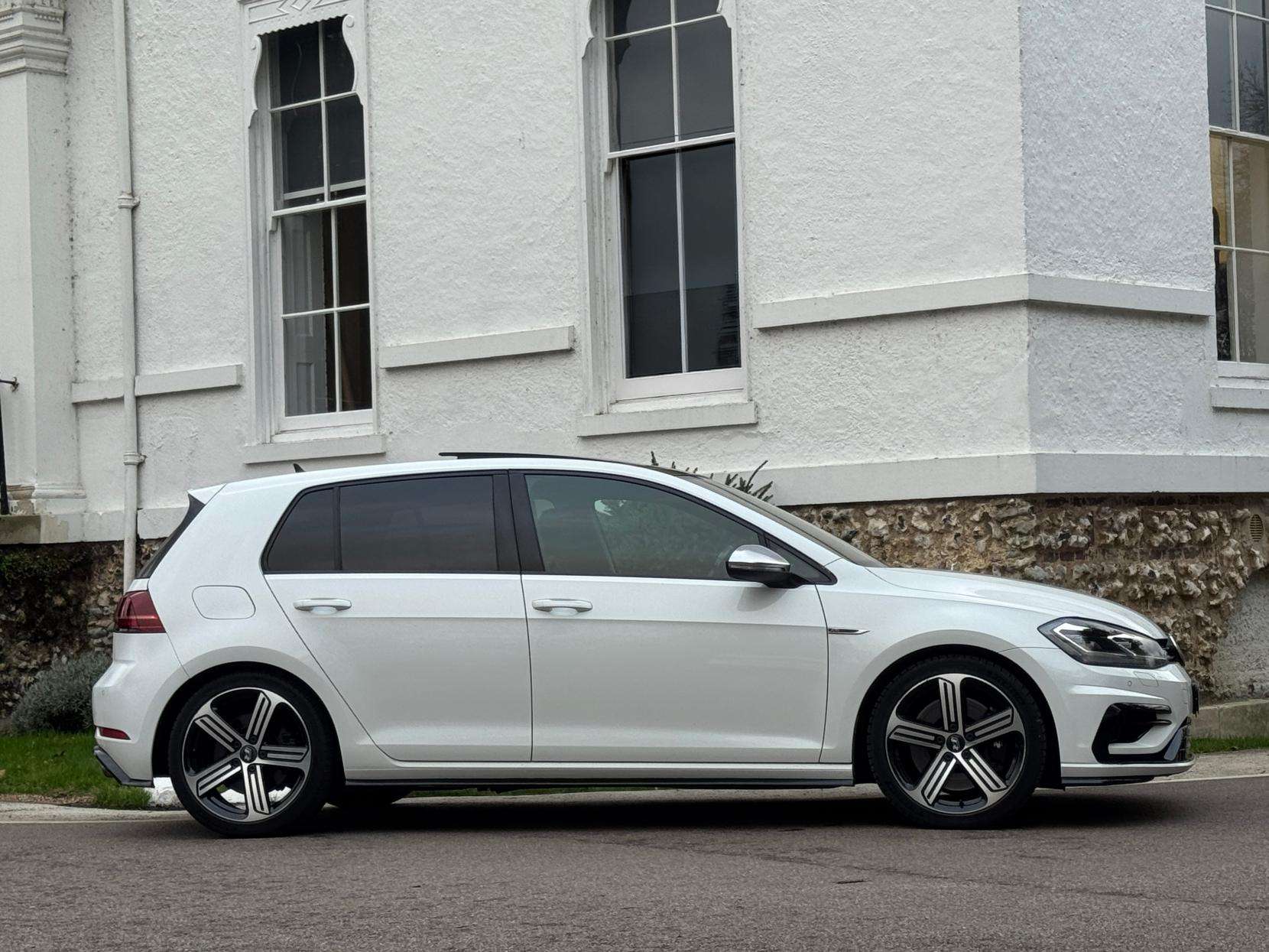 2018 VOLKSWAGEN GOLF 2018 VOLKSWAGEN GOLF